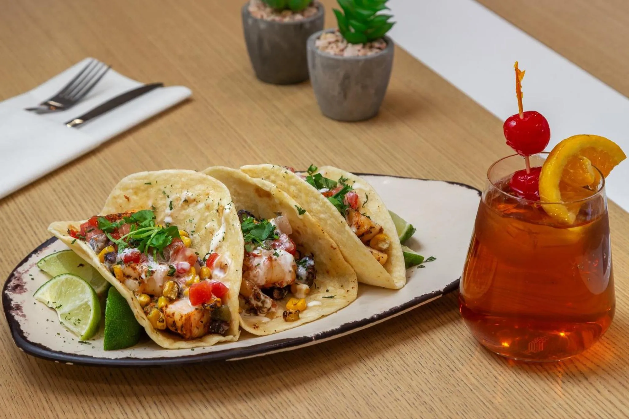 Restaurant/places to eat in Holiday Inn Hotel & Suites Ann Arbor University of Michigan Area by IHG