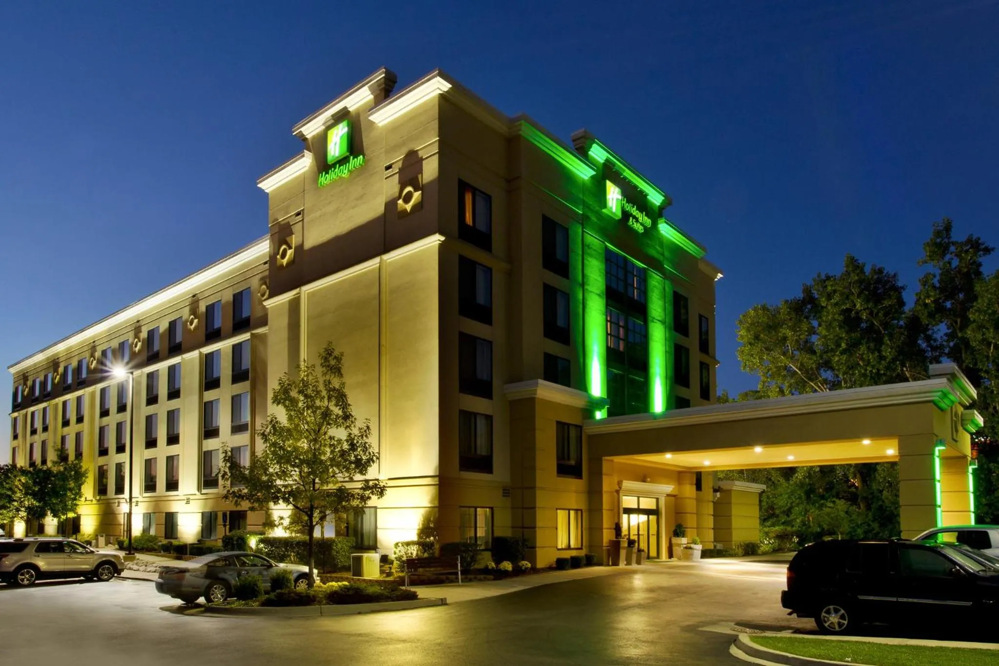 Property building in Holiday Inn Hotel & Suites Ann Arbor University of Michigan Area by IHG