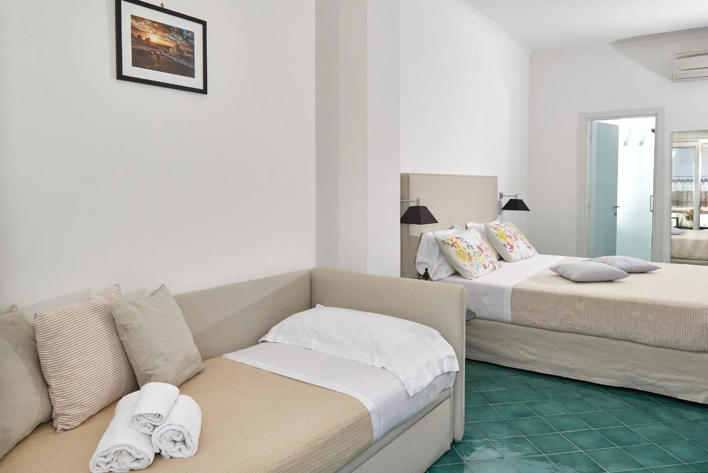 Bed in Hotel Victoria Place