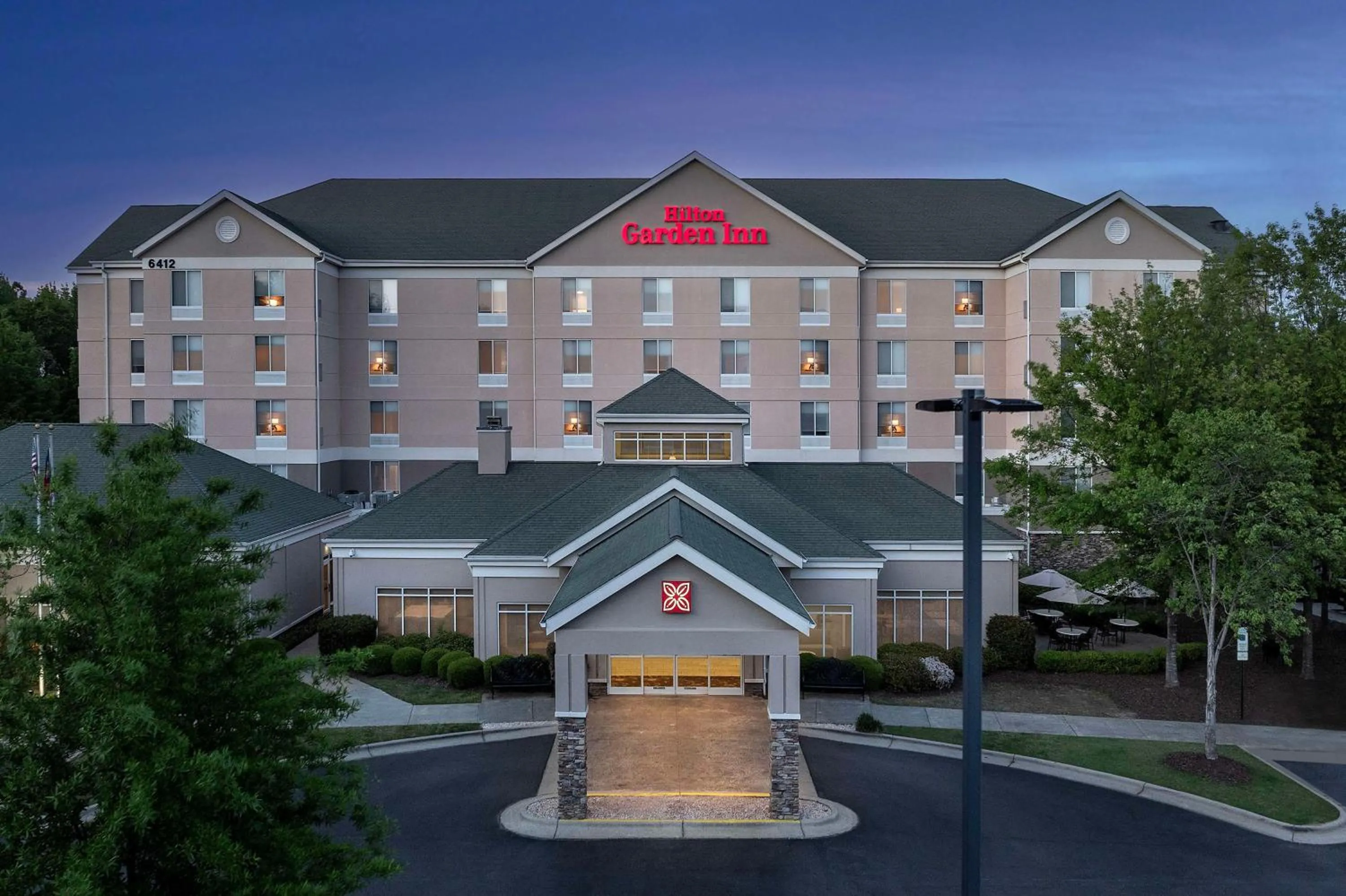 Property building in Hilton Garden Inn Raleigh Capital Blvd I-540