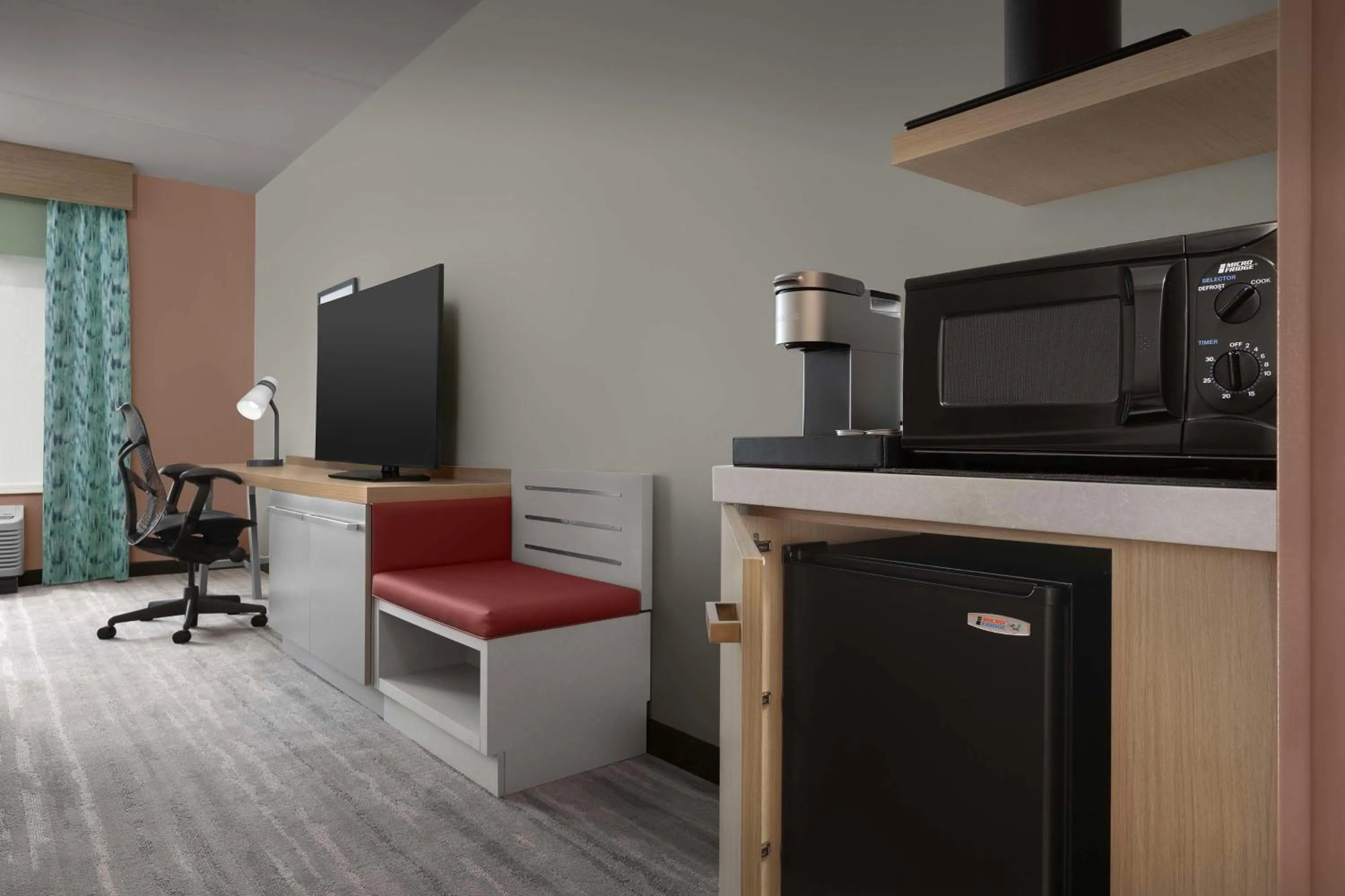 Bedroom in Hilton Garden Inn Raleigh Capital Blvd I-540