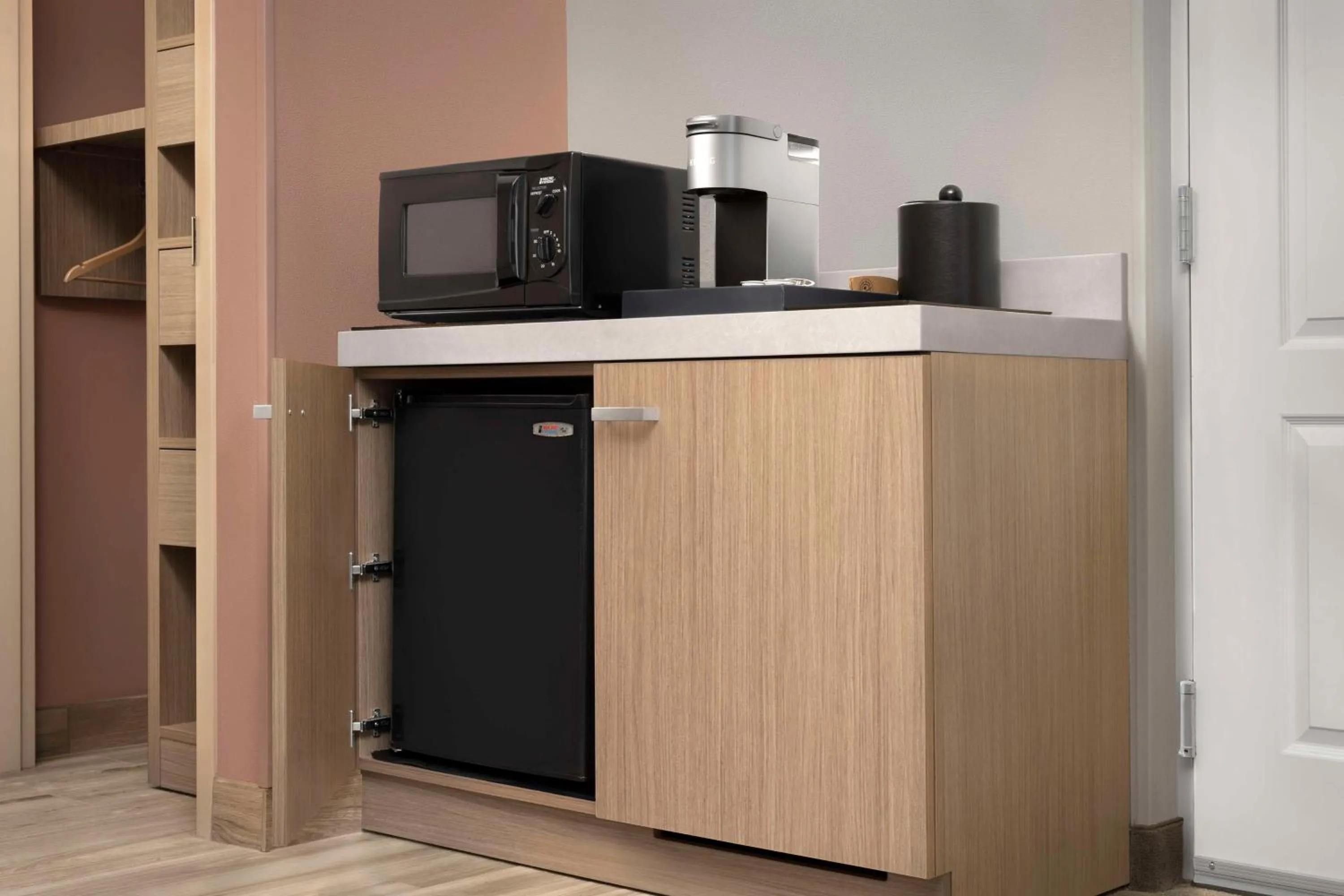 Photo of the whole room in Hilton Garden Inn Raleigh Capital Blvd I-540