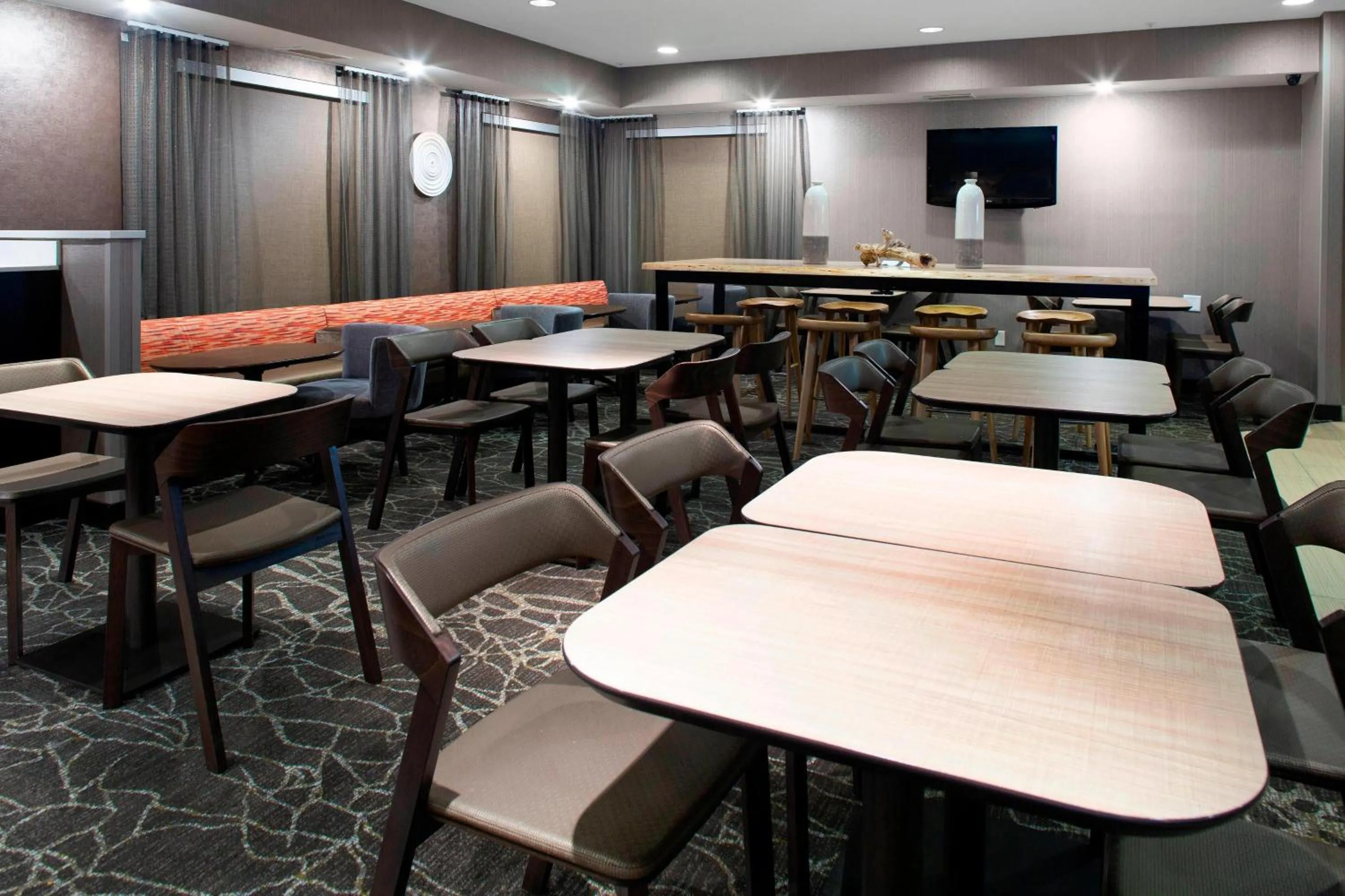 Breakfast in SpringHill Suites by Marriott Memphis East Galleria