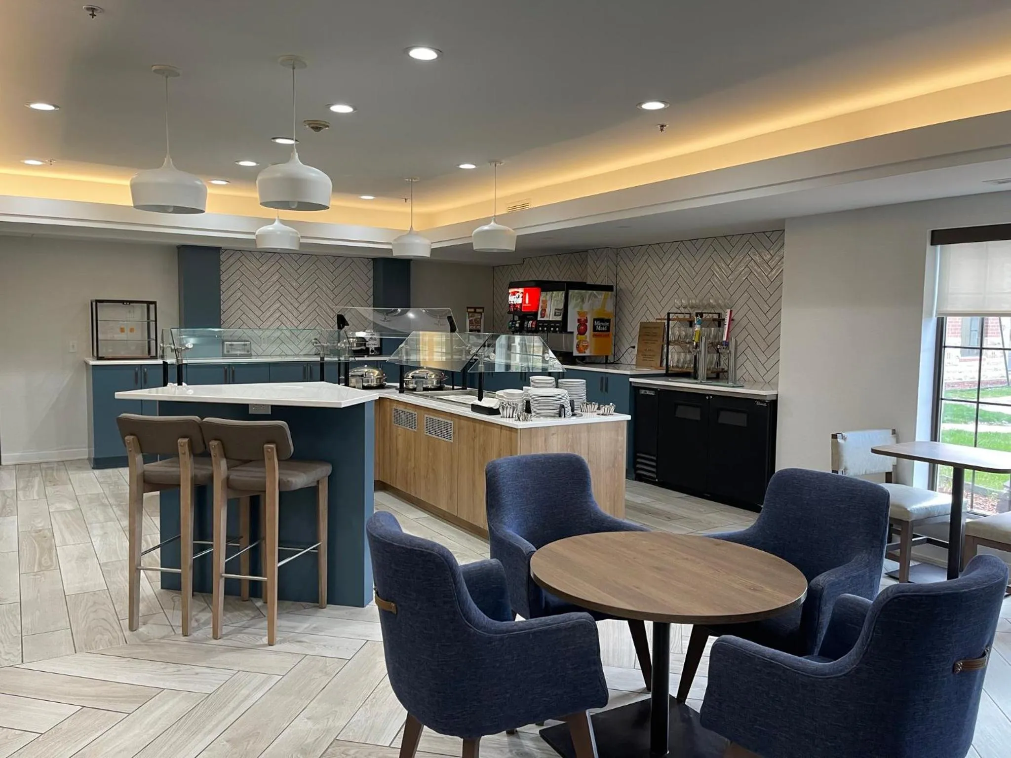 Breakfast in Staybridge Suites West Des Moines by IHG