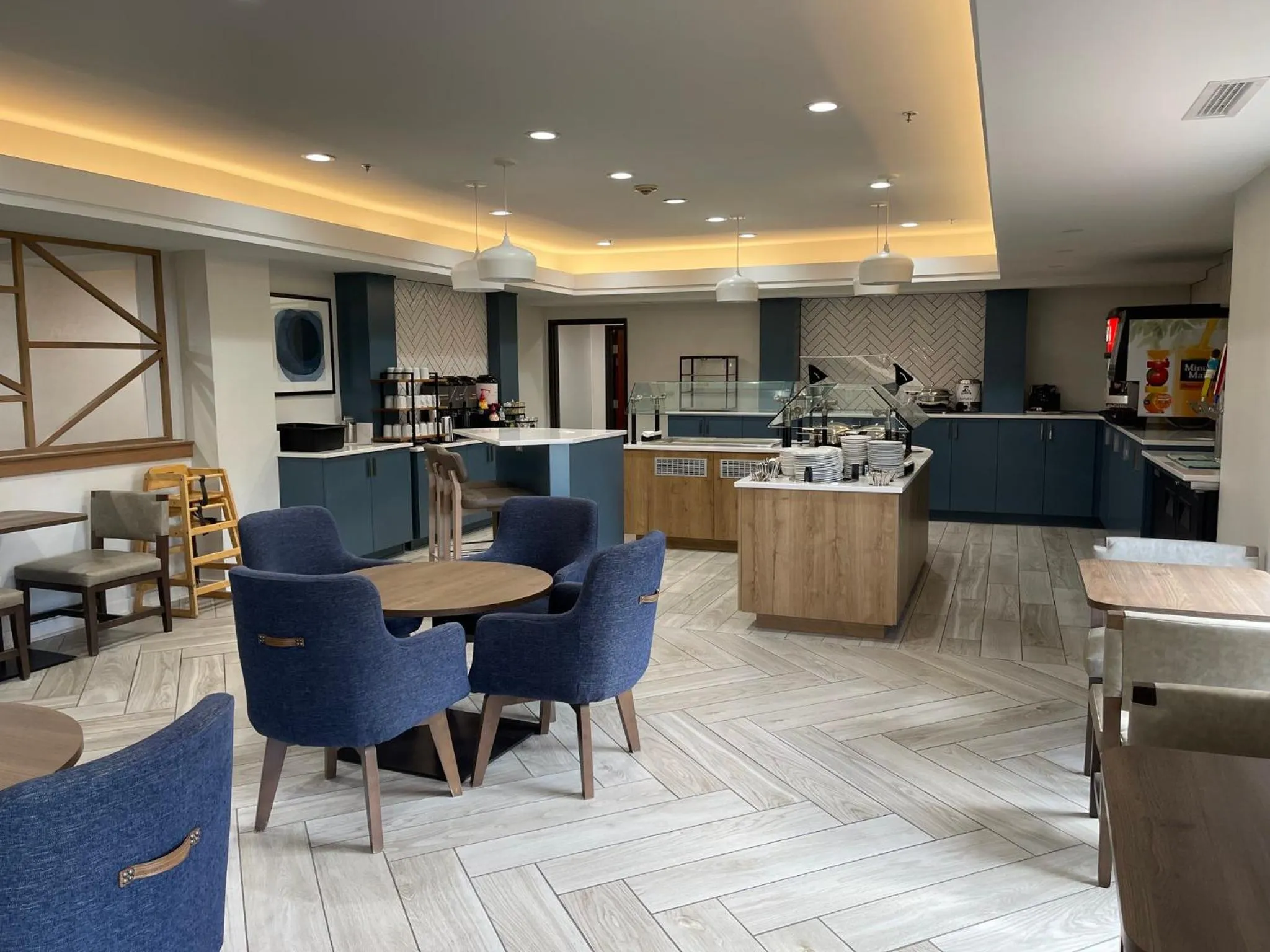 Breakfast in Staybridge Suites West Des Moines by IHG