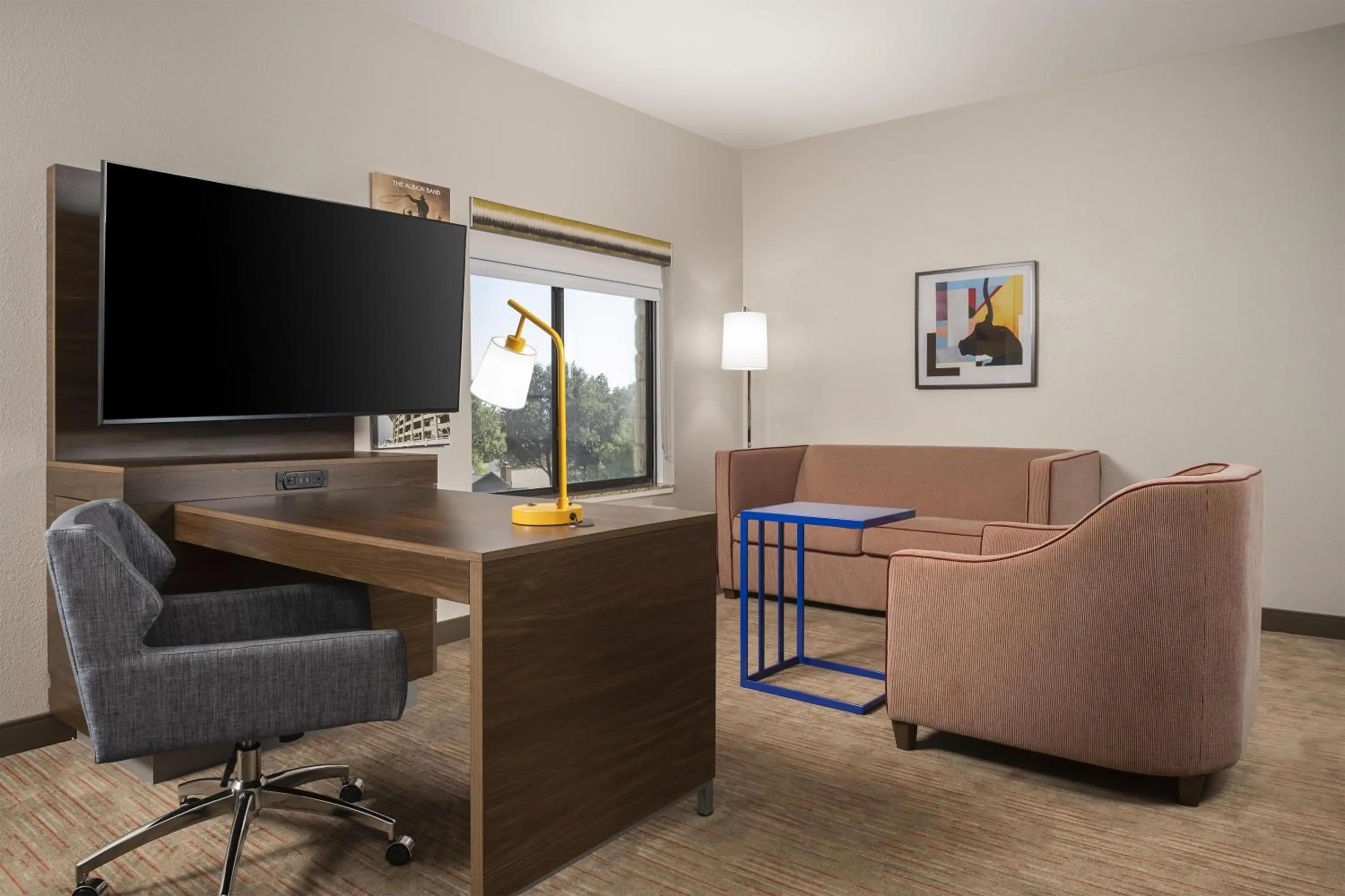 Bedroom in Hampton Inn & Suites - Mansfield