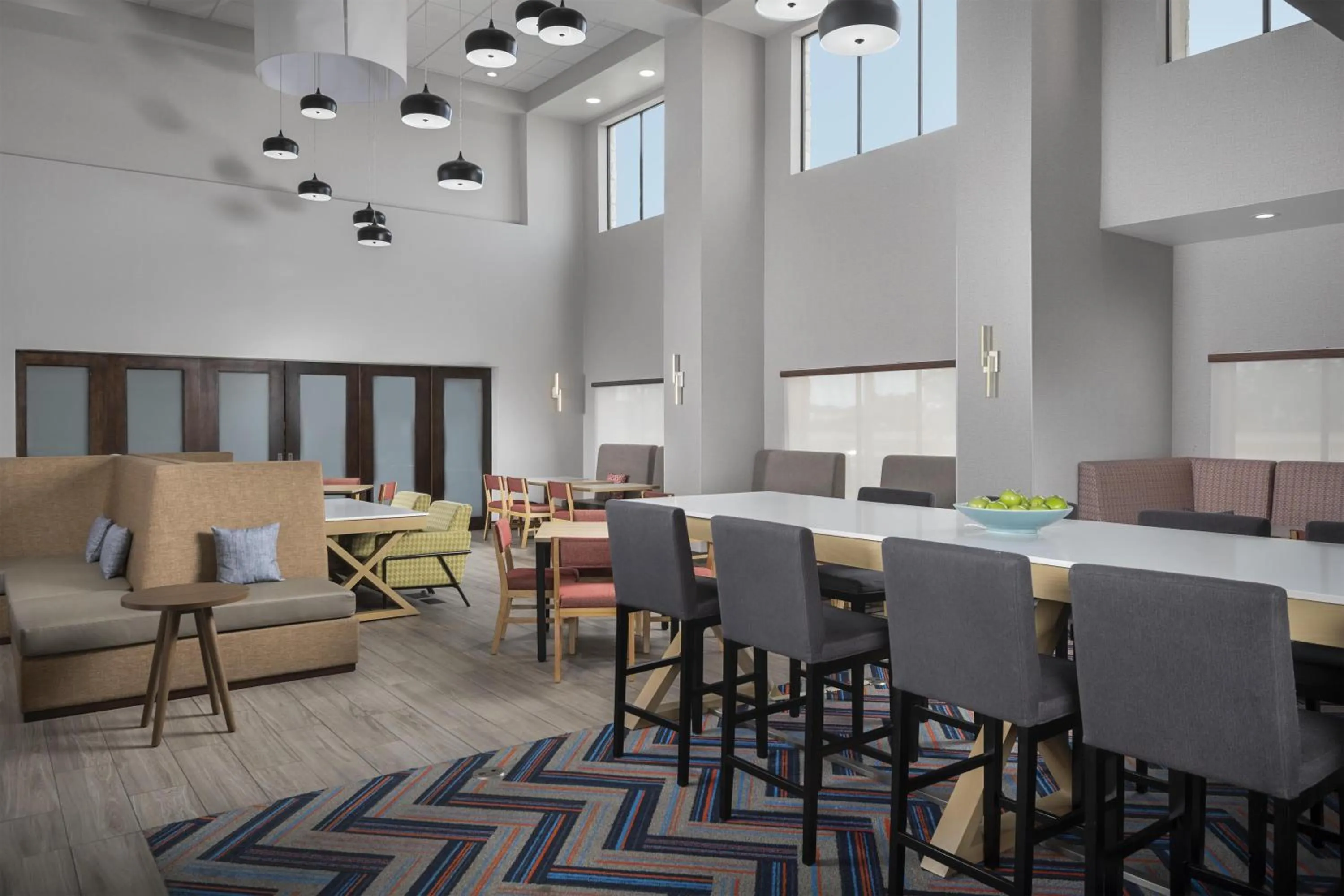 Lobby or reception in Hampton Inn & Suites - Mansfield