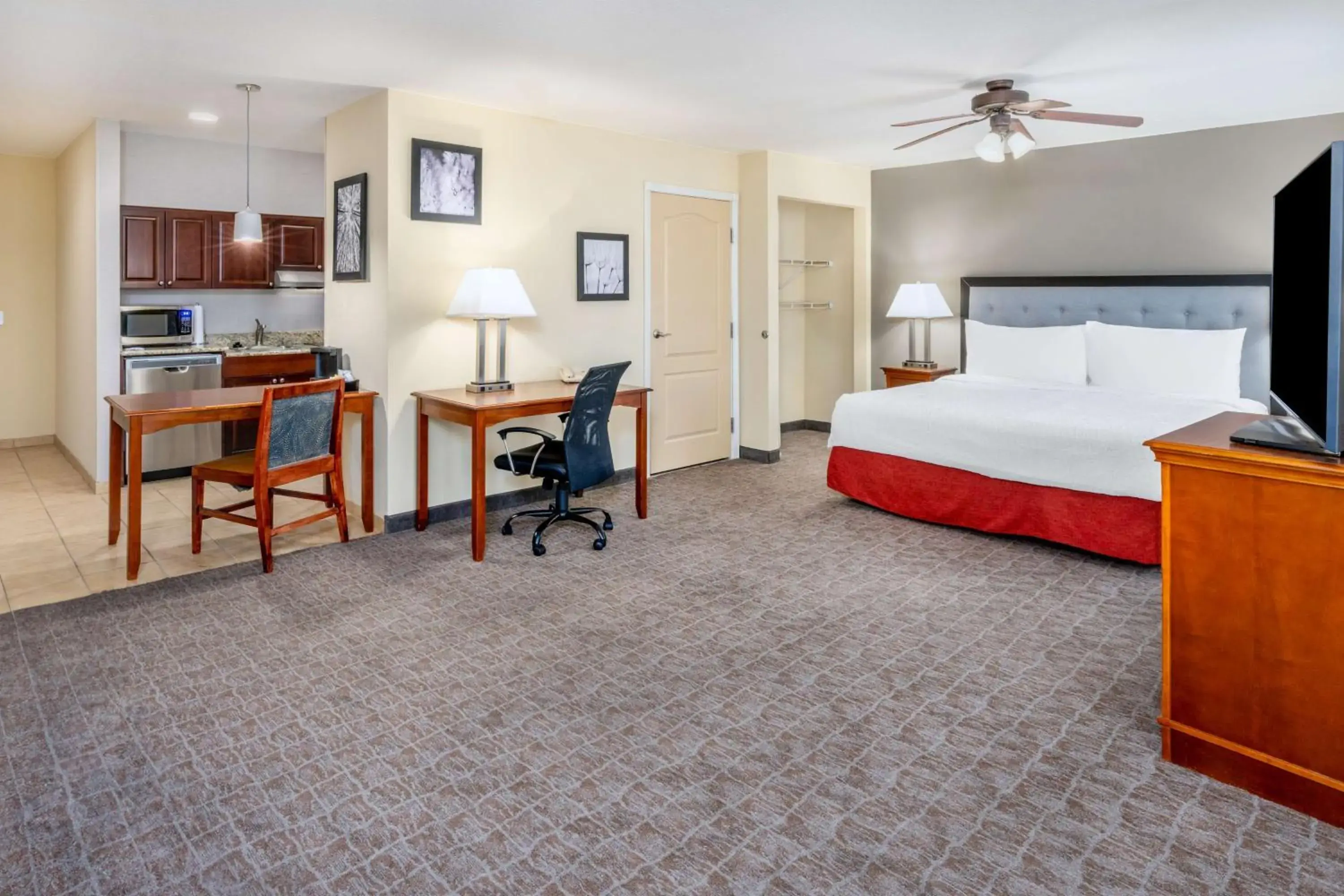 King Studio - Mobility and Hearing Access/Non-Smoking in Homewood Suites by Hilton Denver - Littleton King Studio - Mobility and Hearing Access/Non-Smoking in Homewood Suites by Hilton Denver - Littleton
