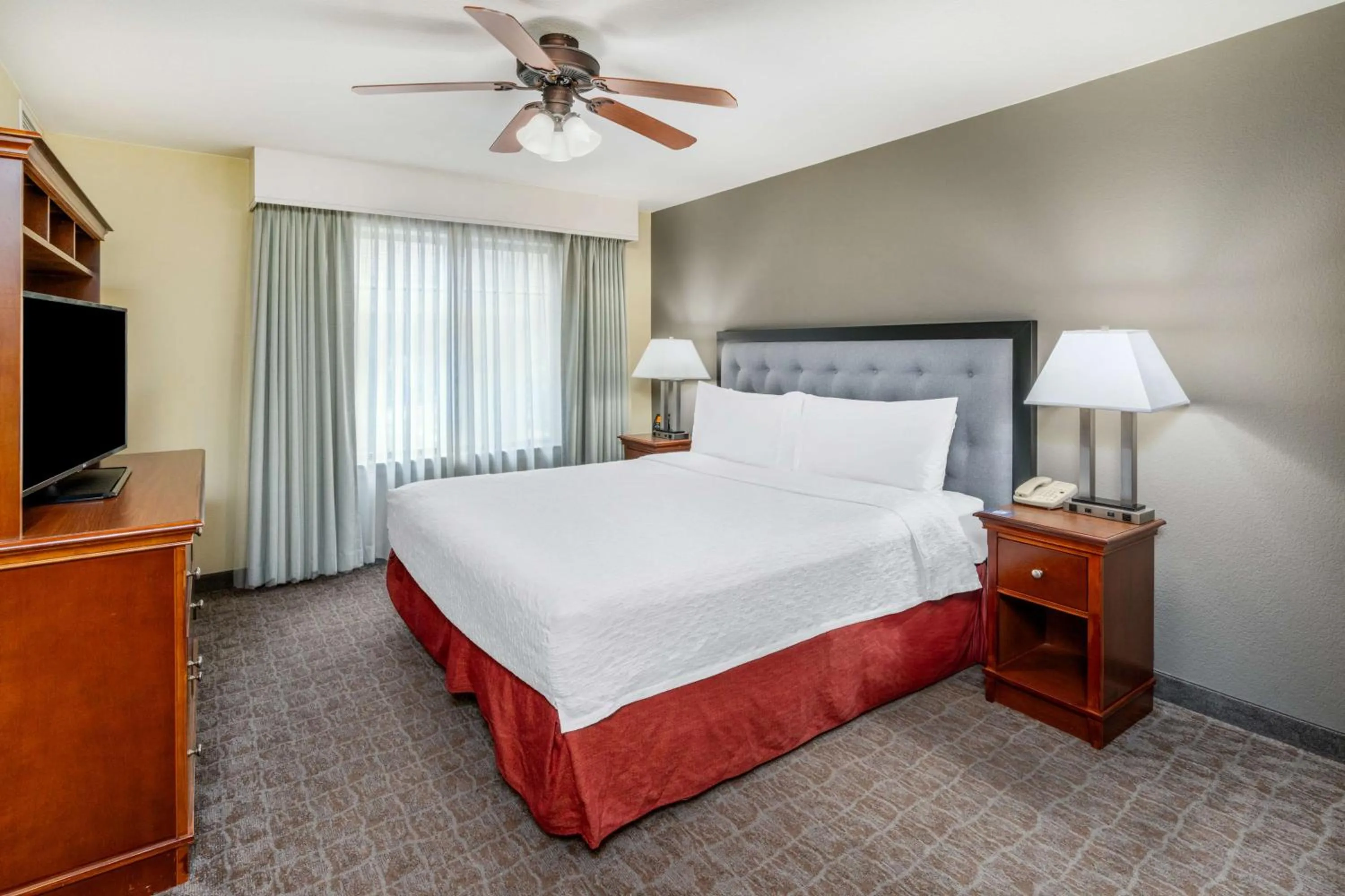 Bed in Homewood Suites by Hilton Denver - Littleton