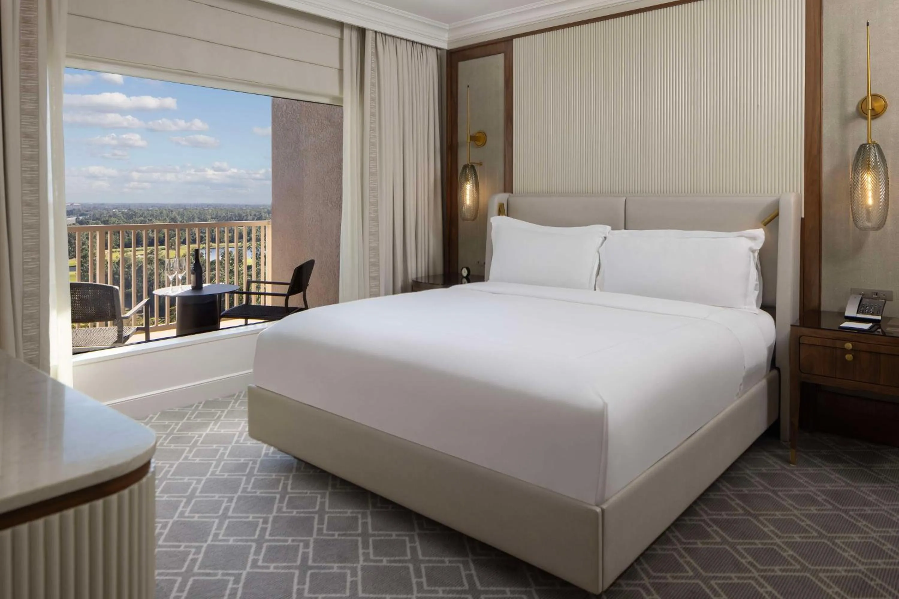 View (from property/room), Bed in Waldorf Astoria Orlando - An Official Walt Disney World Hotel