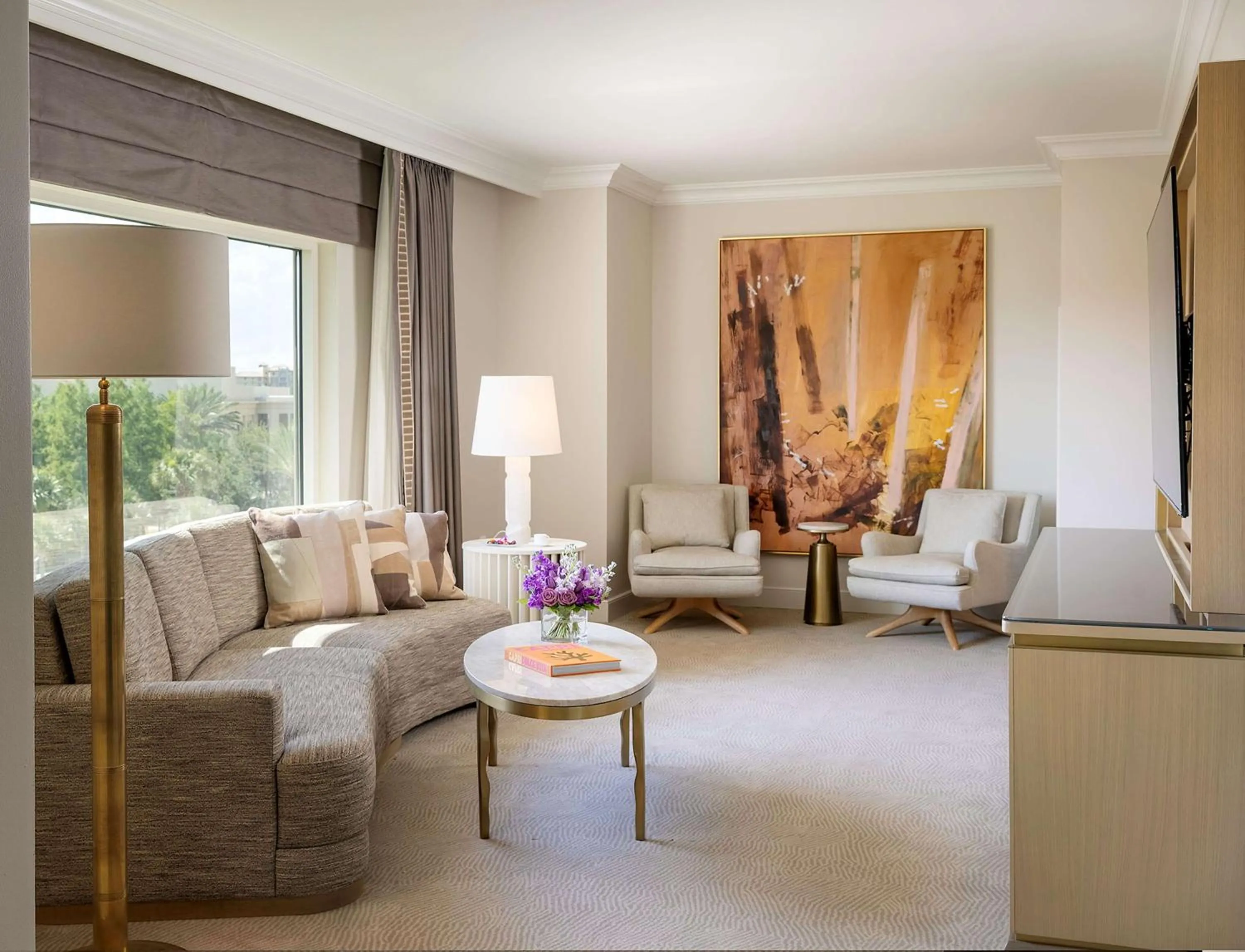 Living room in Waldorf Astoria Orlando - An Official Walt Disney World Hotel