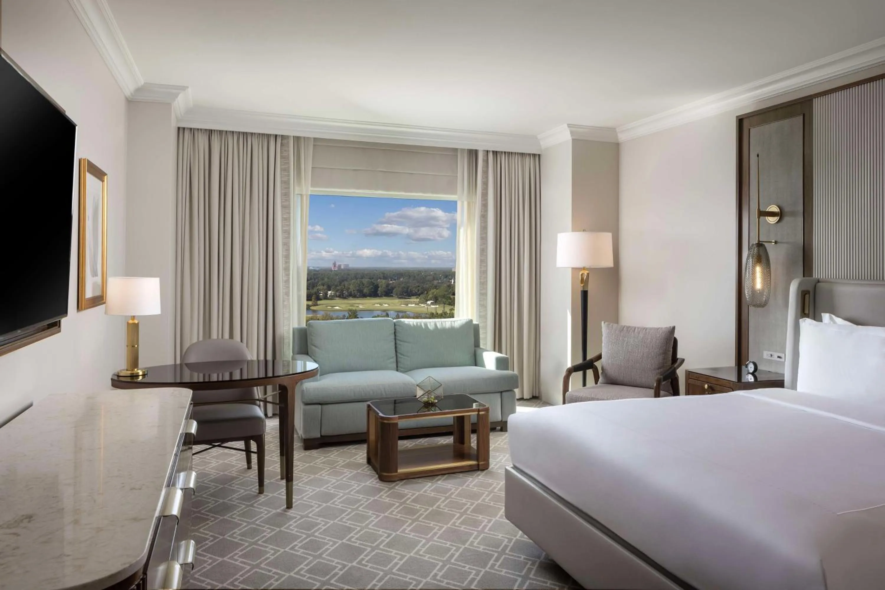 Living room, Bed in Waldorf Astoria Orlando - An Official Walt Disney World Hotel