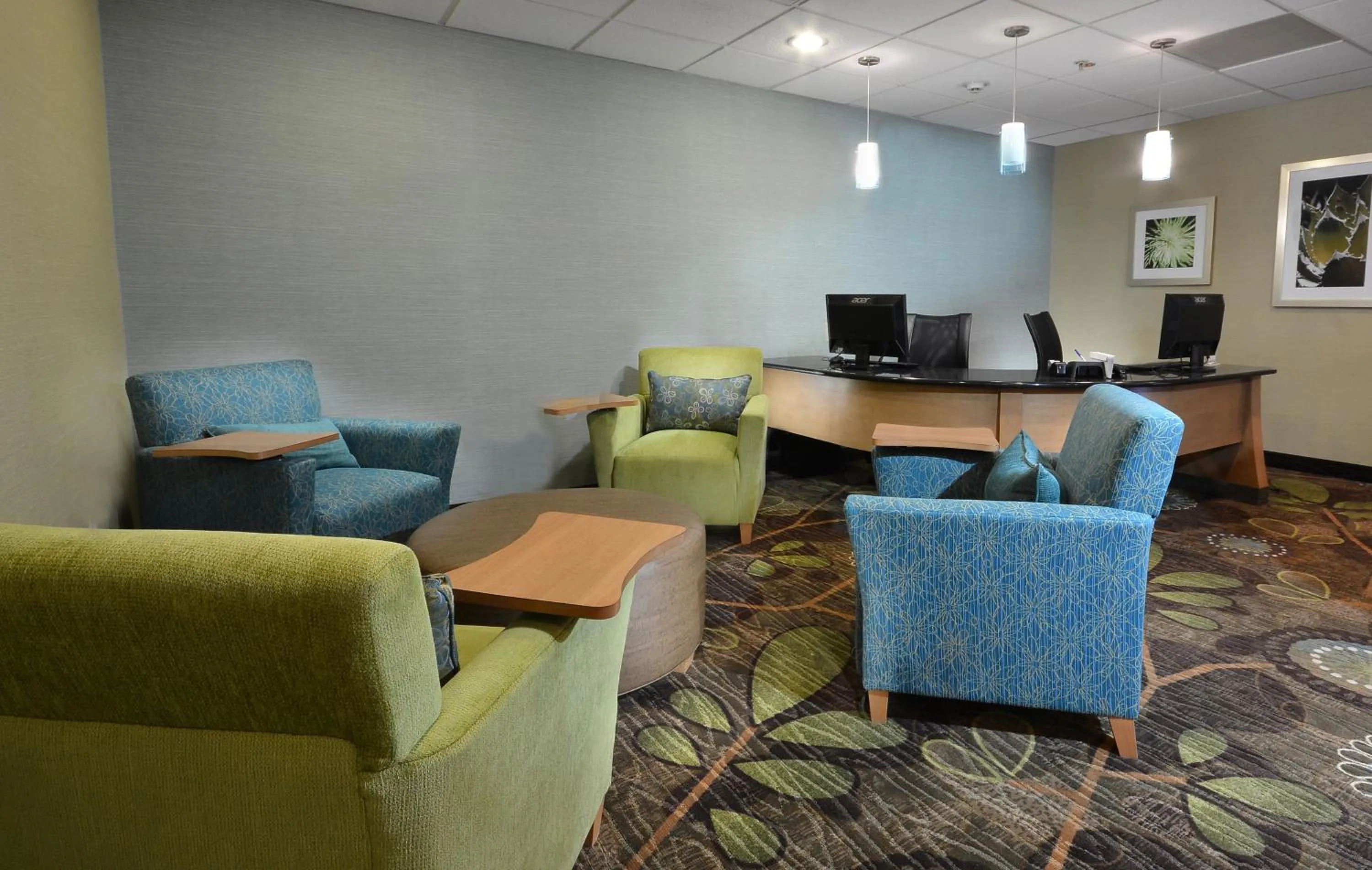 Property building in Holiday Inn Express Hotel & Suites High Point South by IHG