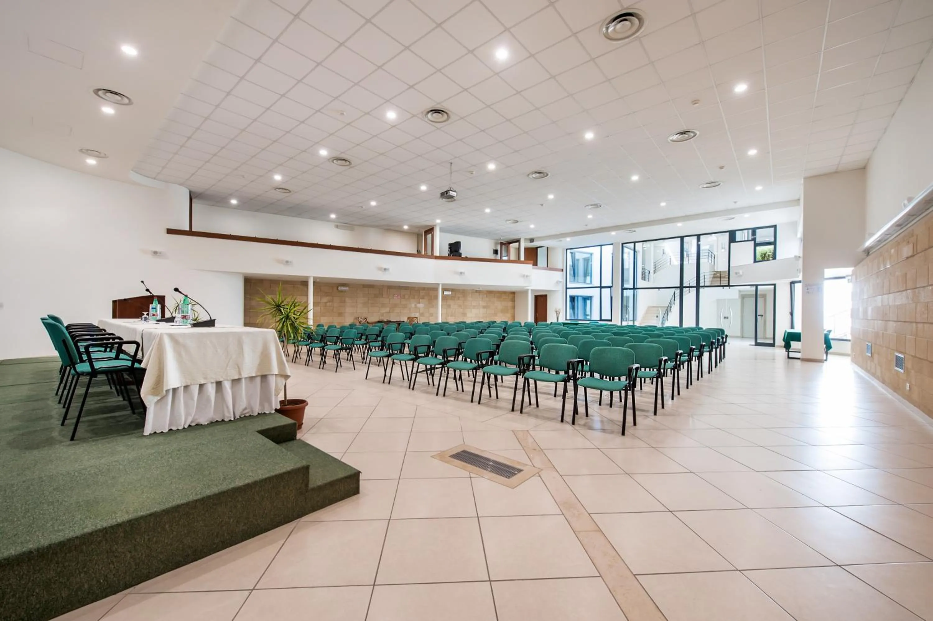 Business facilities in Hotel La Baia