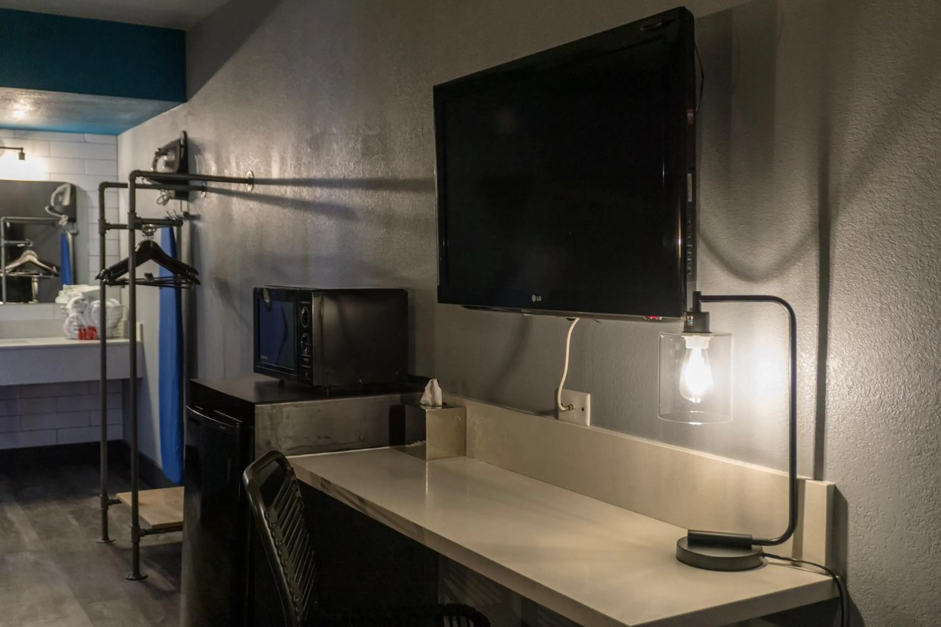 TV and multimedia in Downtown Phoenix Hotel