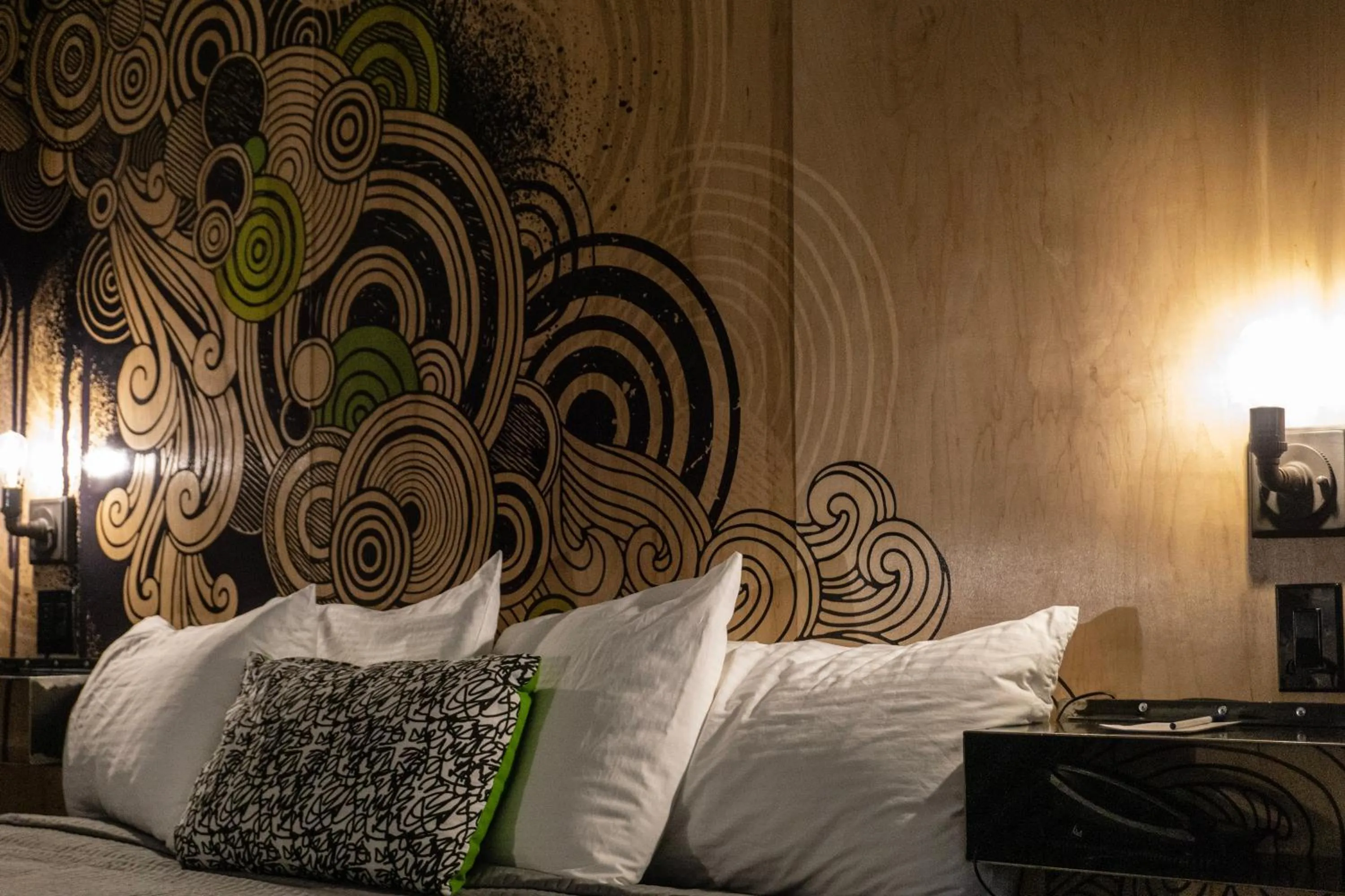 Bedroom, Bed in Downtown Phoenix Hotel