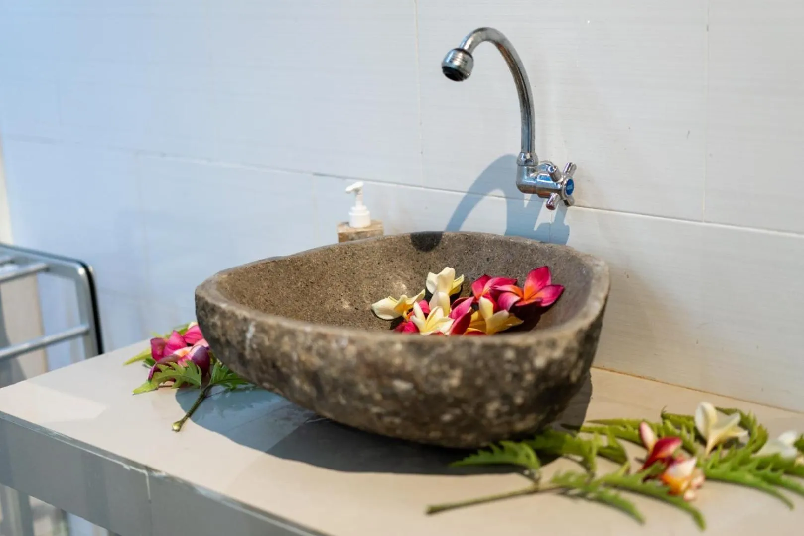 Bathroom in Karang Mas Villa Lembongan by ABM