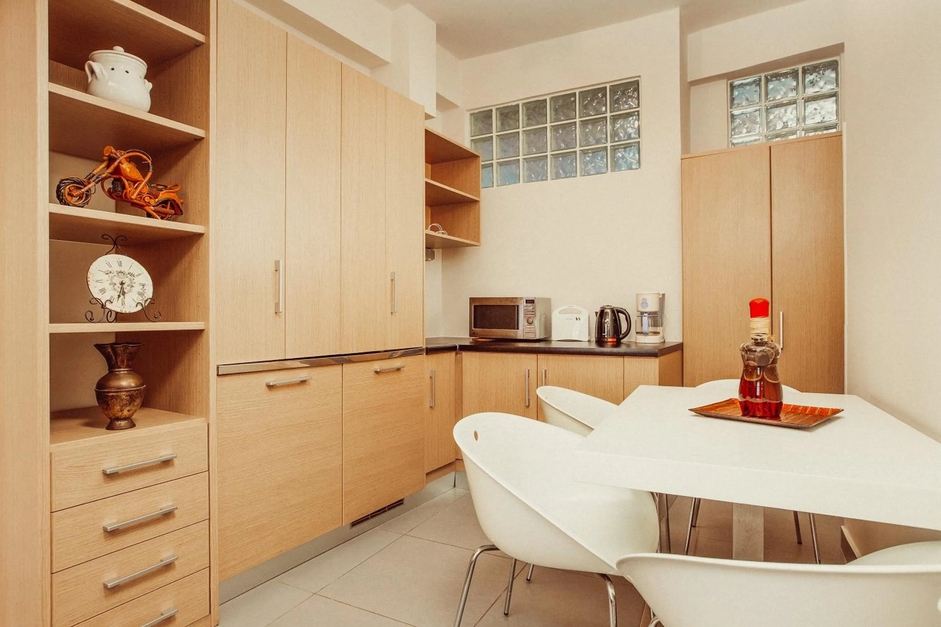 Coffee/tea facilities in Suitas