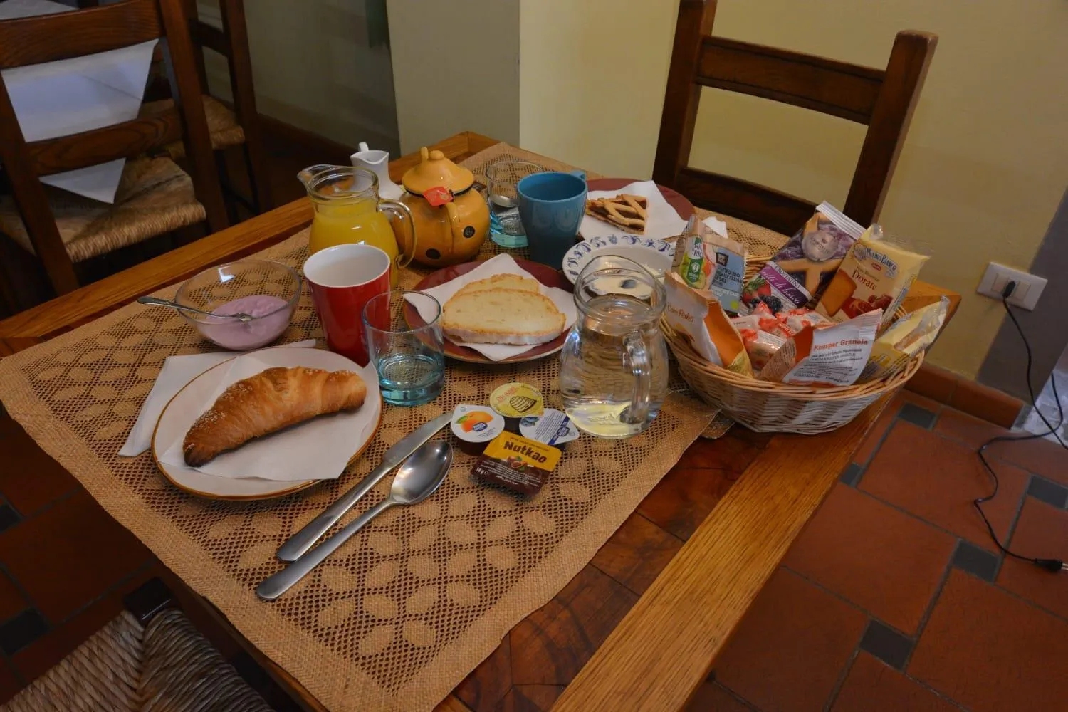 Buffet breakfast in Albergo Casa Al Sole