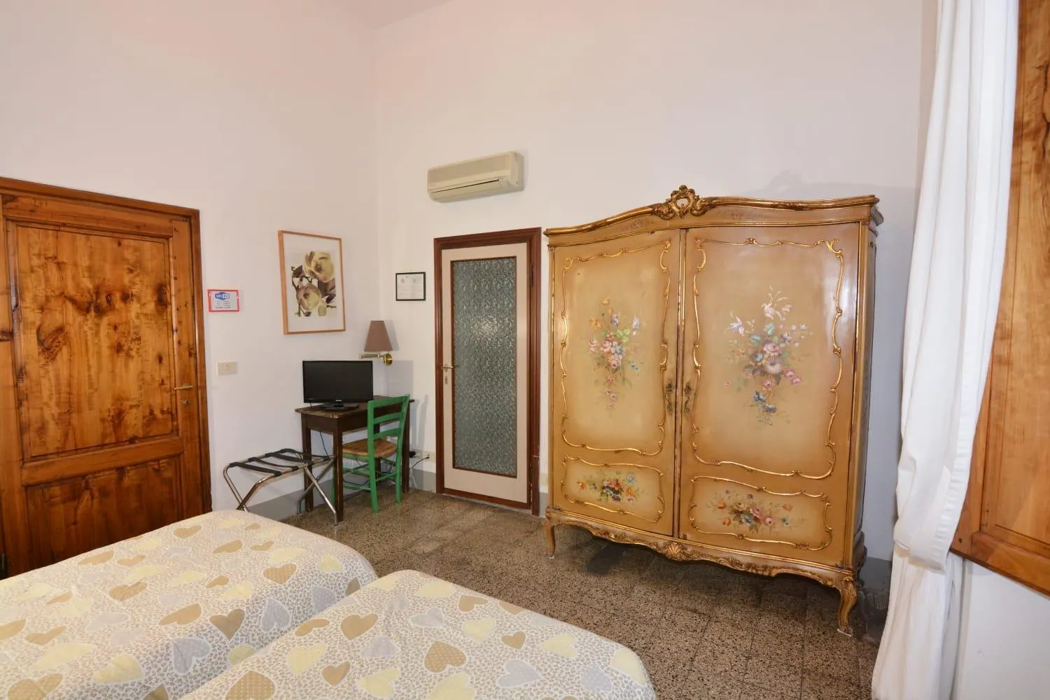 Photo of the whole room in Albergo Casa Al Sole