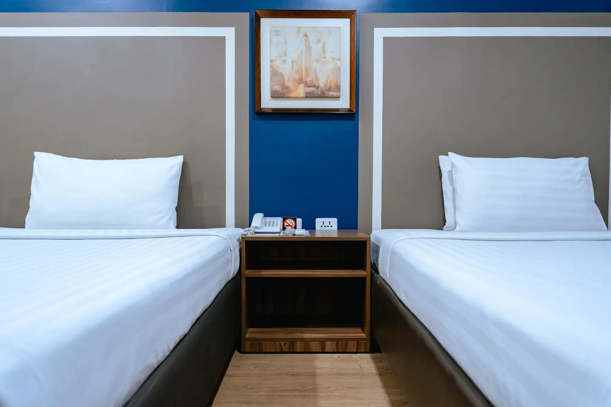 Bed in S Hotel & Residences