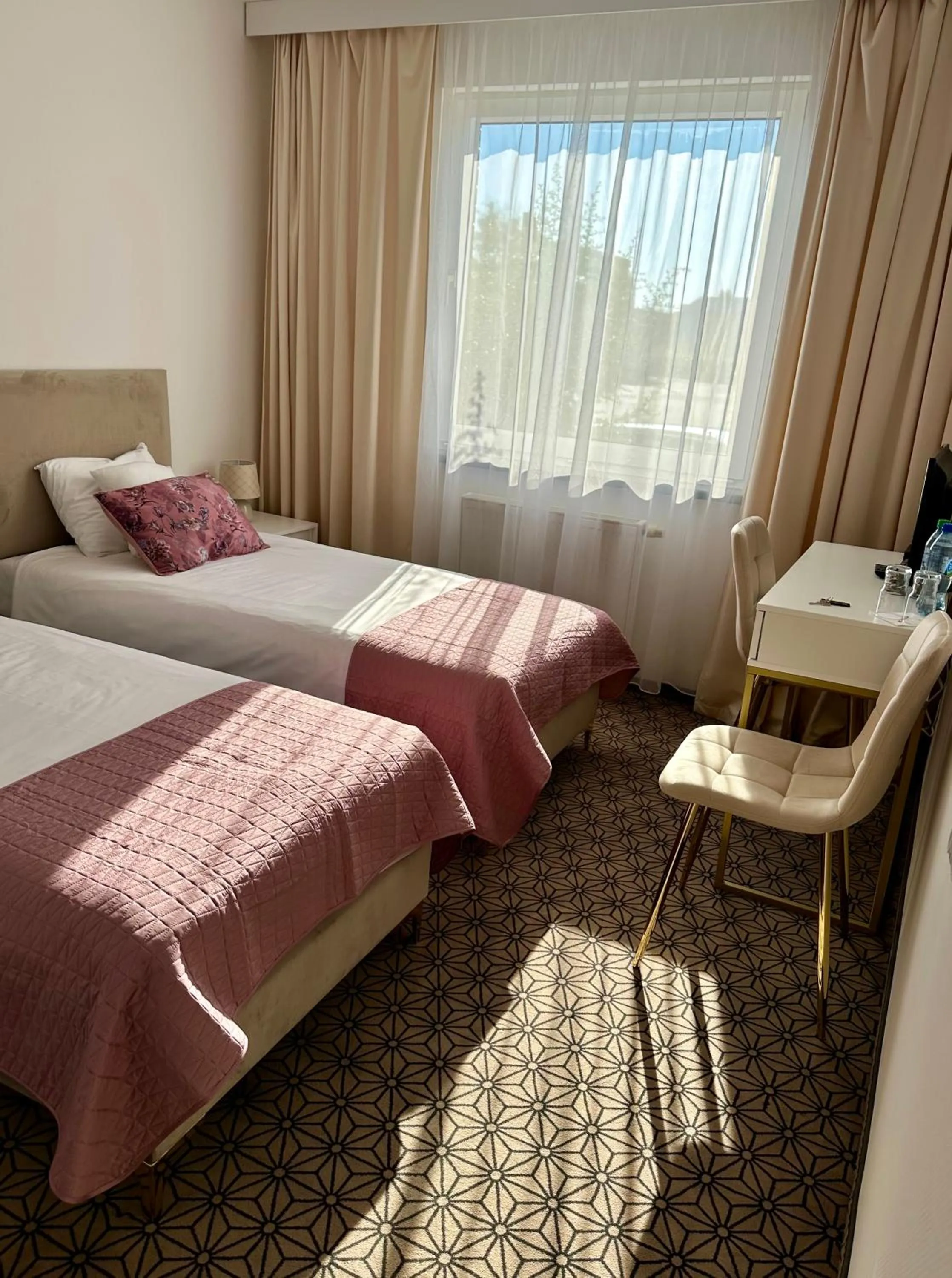 Photo of the whole room, Bed in Hotel 500