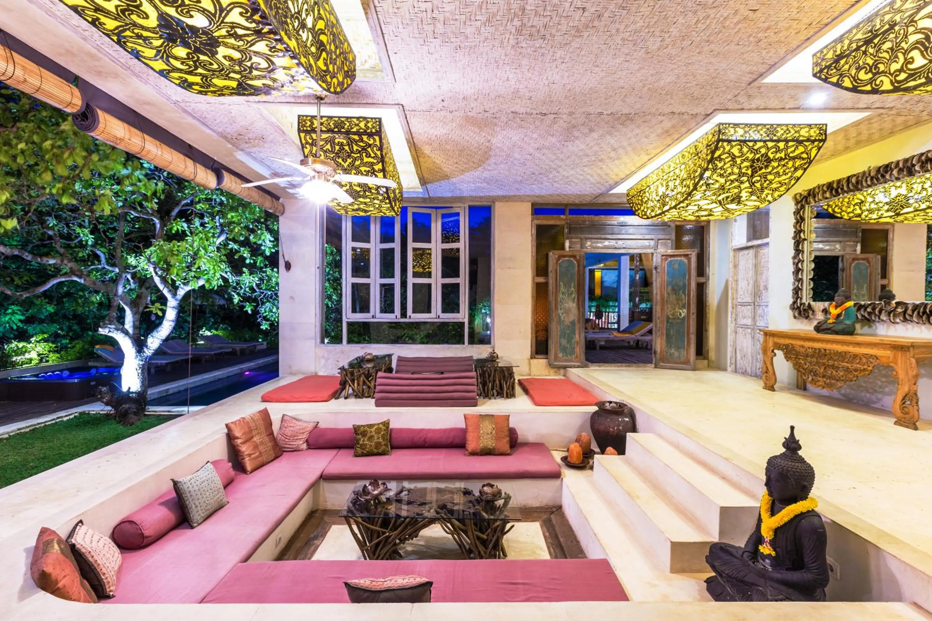 Communal lounge/ TV room in BoHo Bingin Beach Bali