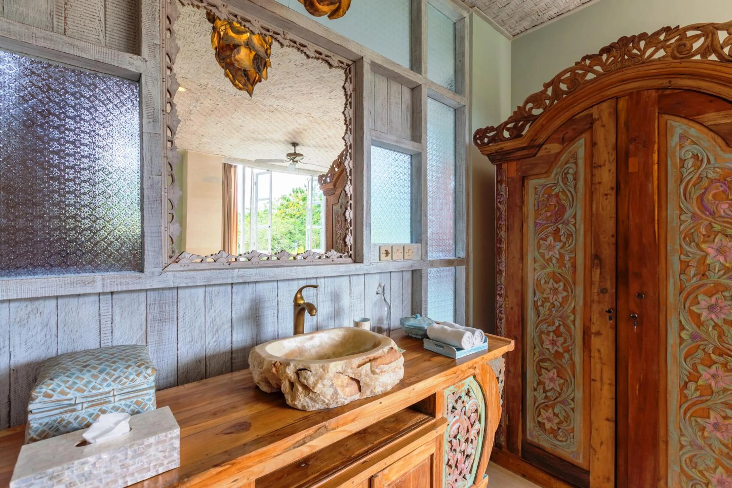 Bathroom in BoHo Bingin Beach Bali