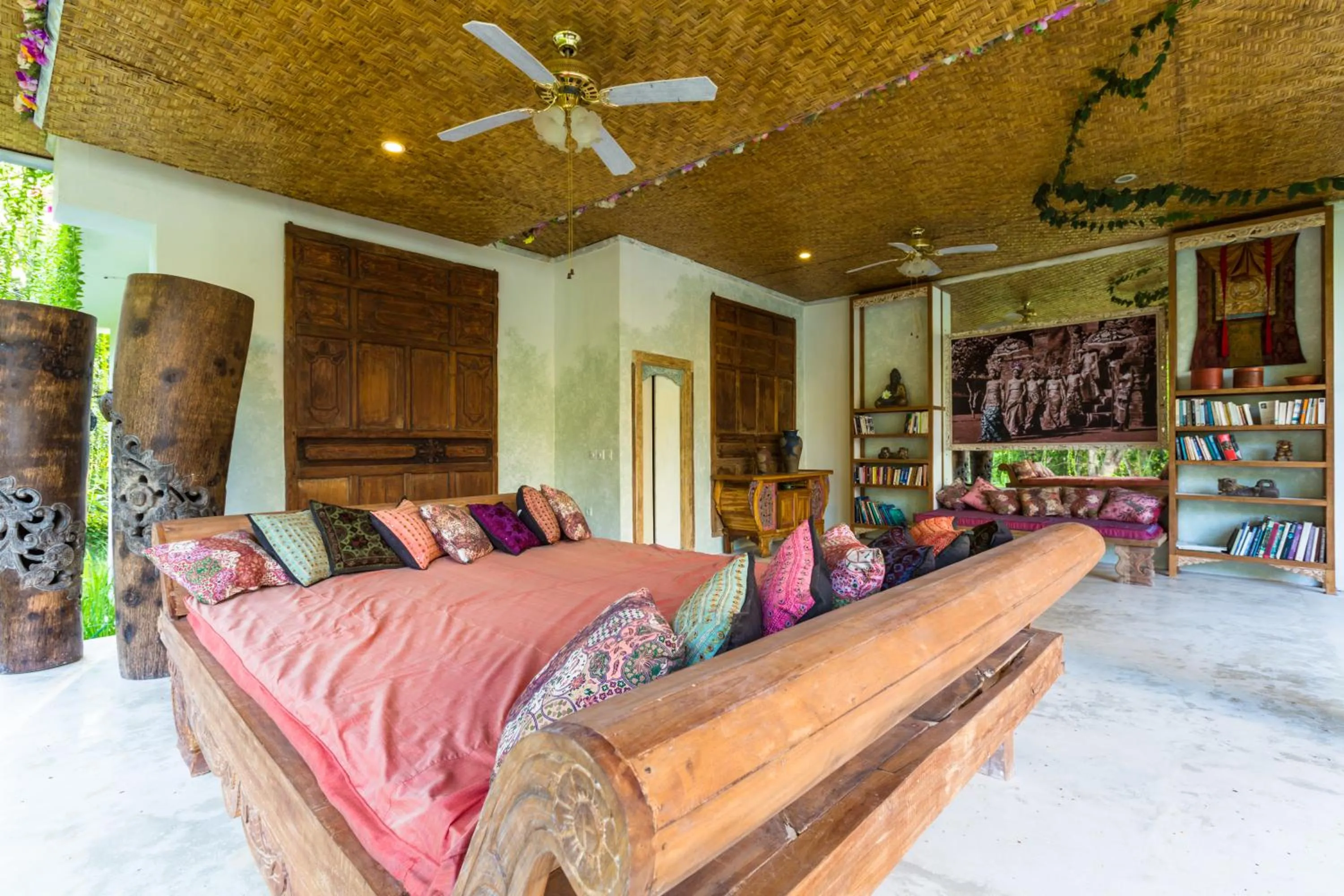 Communal lounge/ TV room, Bed in BoHo Bingin Beach Bali