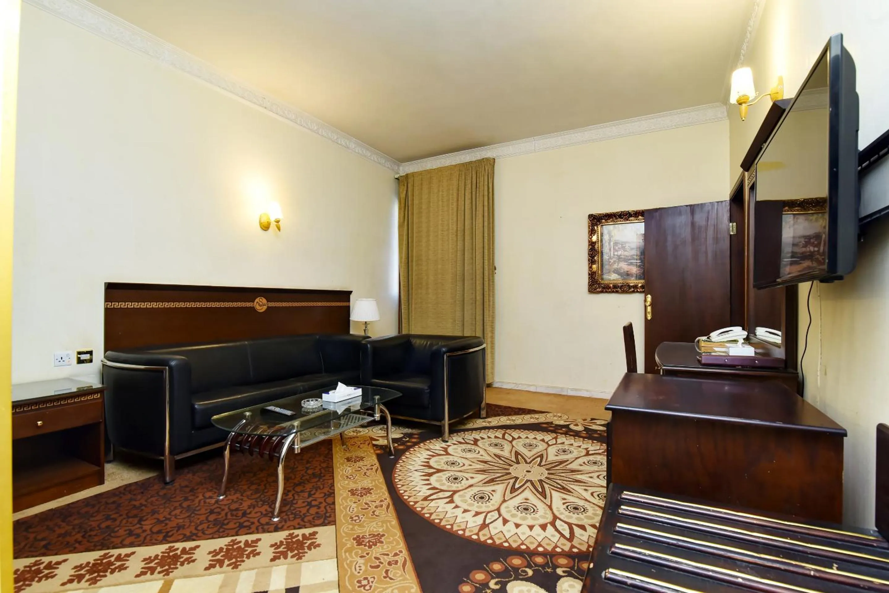 Living room, Seating Area in Capital O 419 Al Safeer Hotel