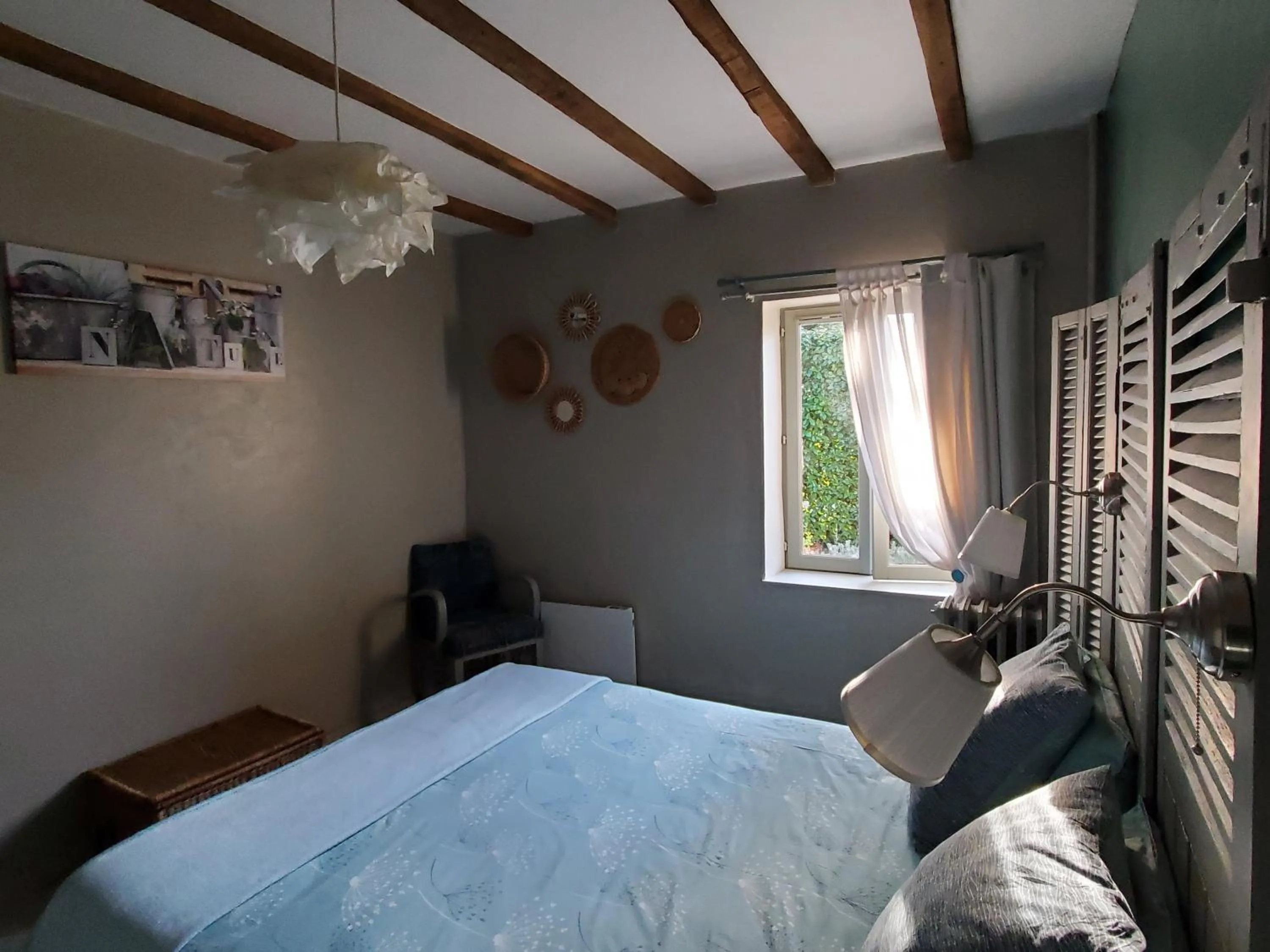 Bed in la grange aux hirondelles