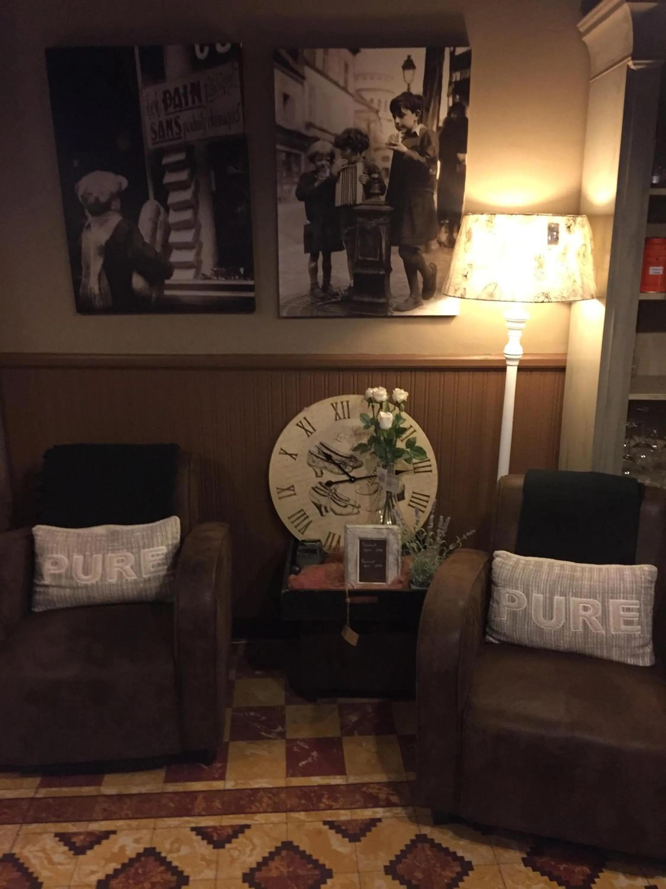 Property building in Le Relais de Chassepierre