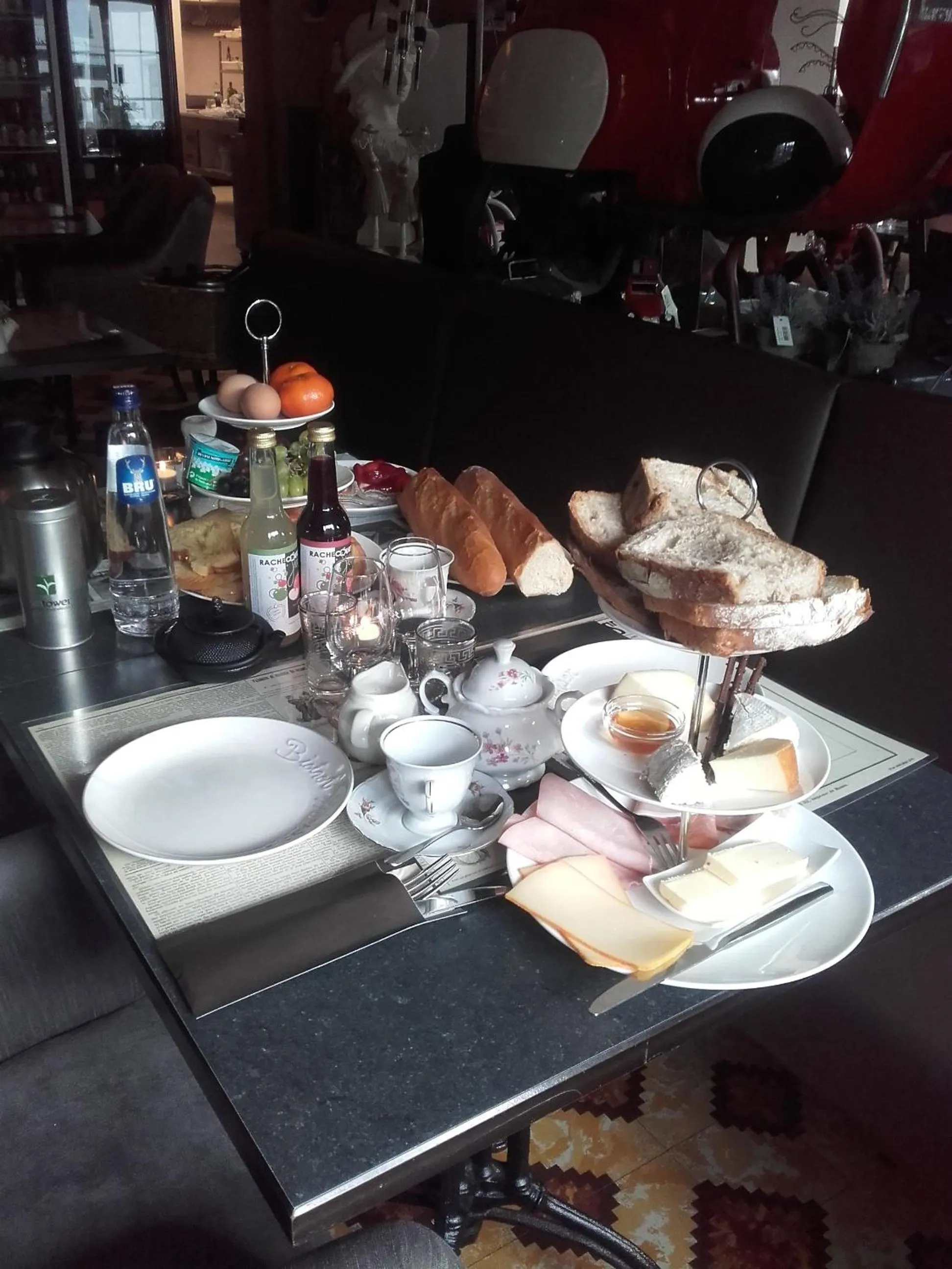 Continental breakfast in Le Relais de Chassepierre