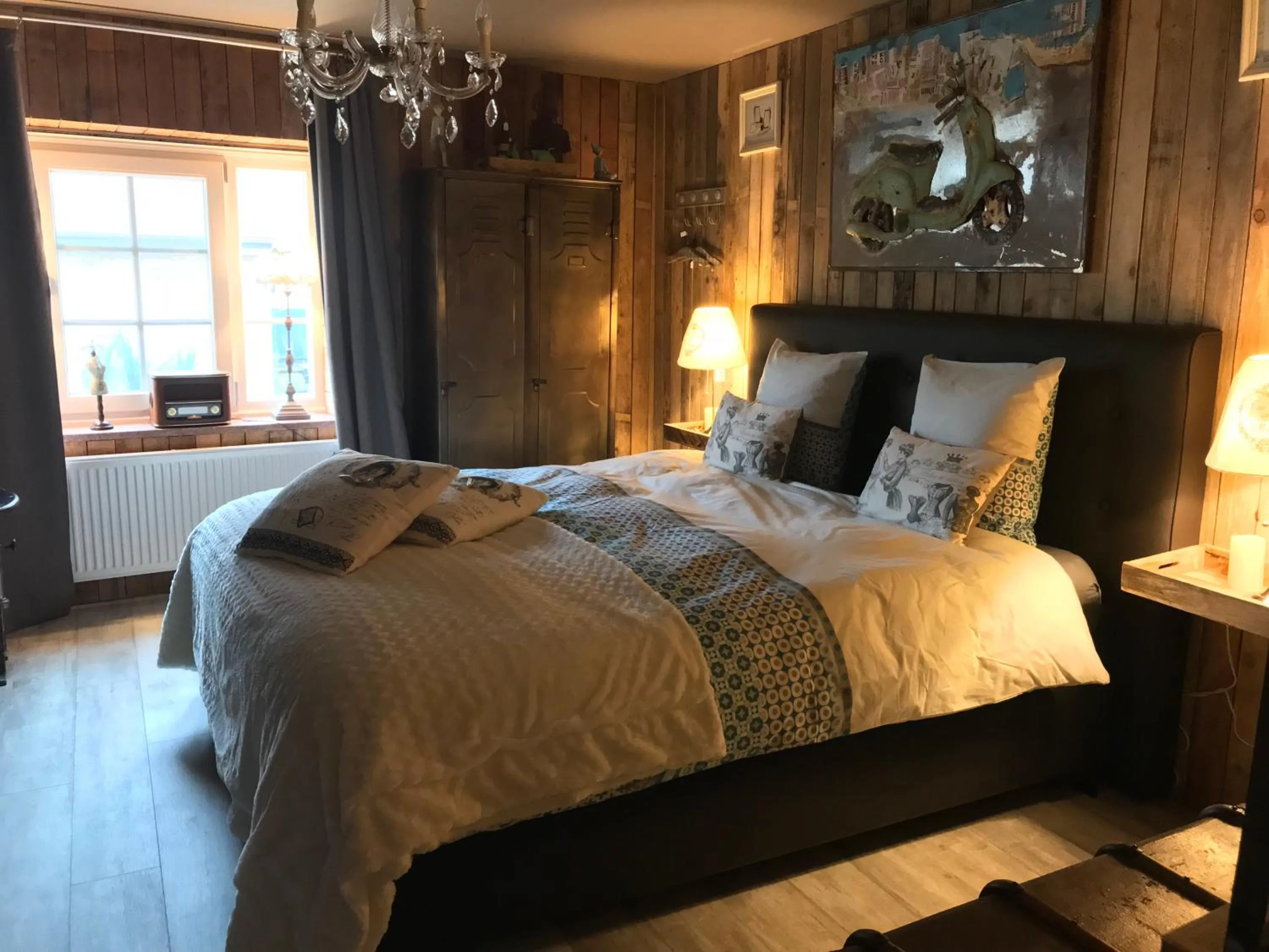 Photo of the whole room, Bed in Le Relais de Chassepierre