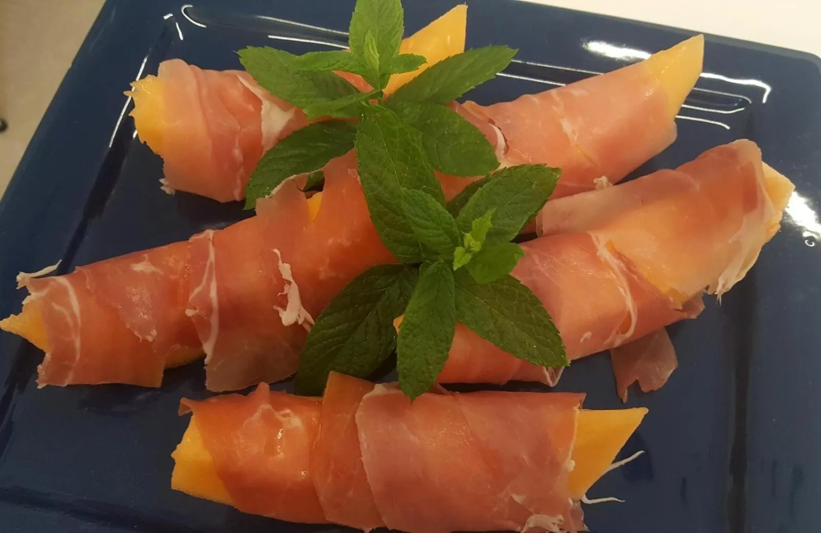 Restaurant/places to eat in Giardini Mon Plaisir