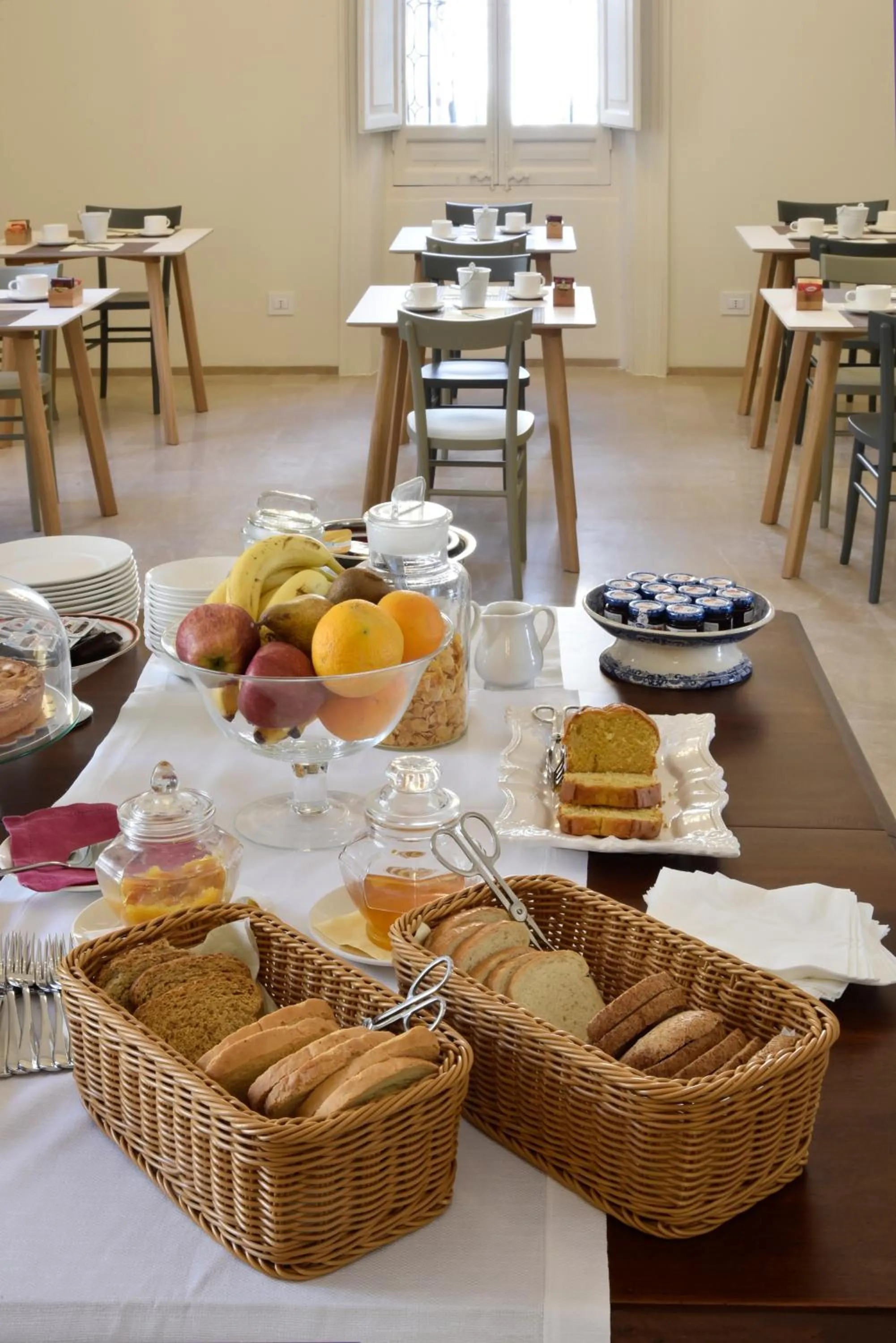 Buffet breakfast in Giardini Mon Plaisir