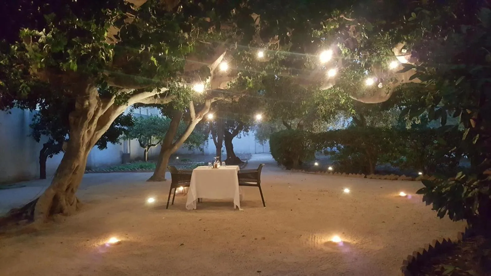 Patio in Giardini Mon Plaisir