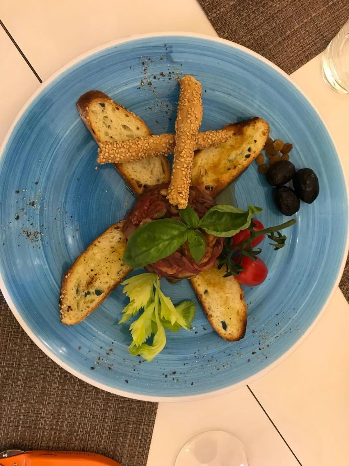 Restaurant/places to eat in Giardini Mon Plaisir