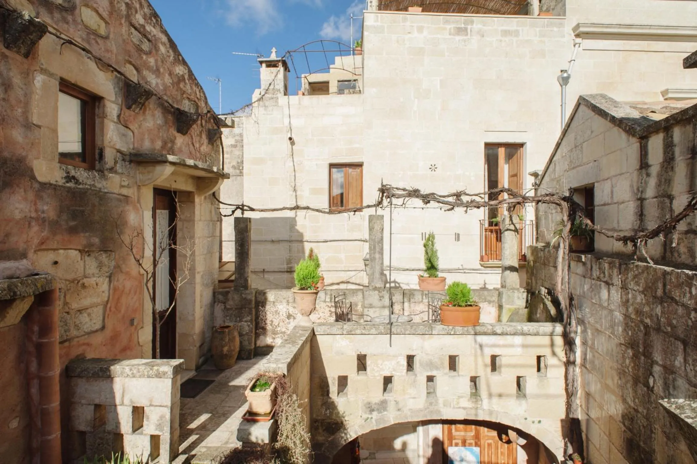 Property building in Borgoterra