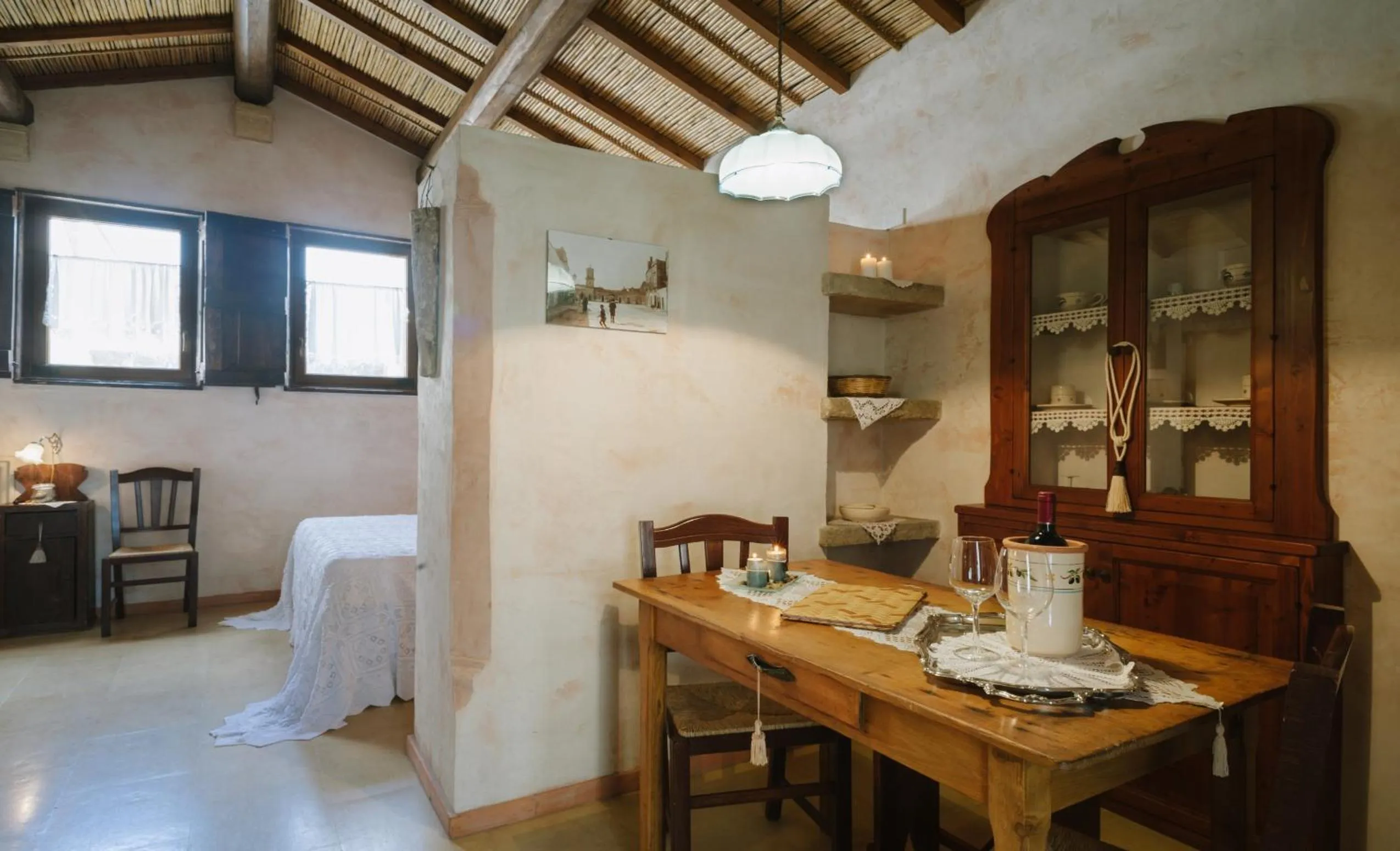 Dining area, Bed in Borgoterra