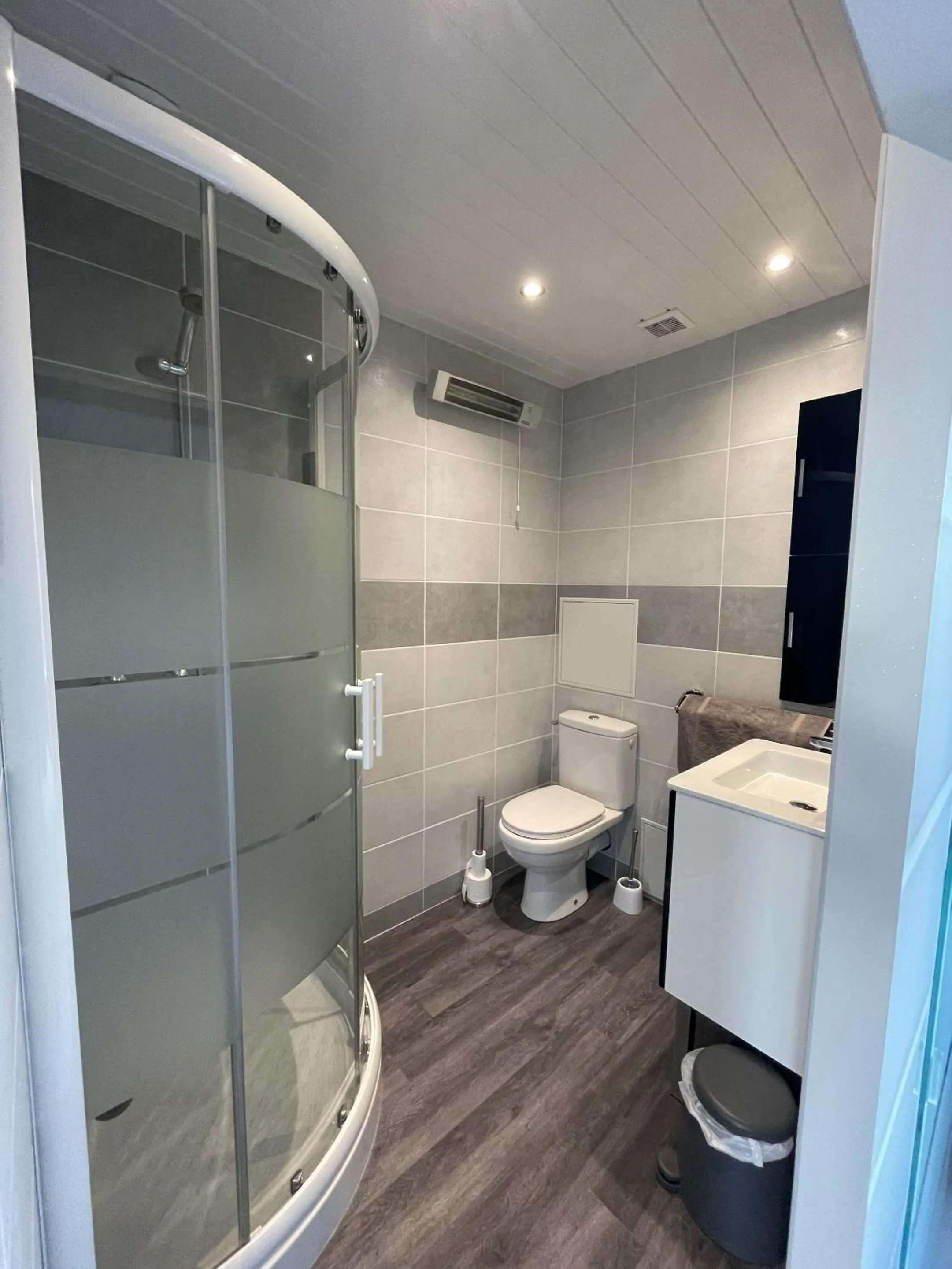 Bathroom in Le Glandasse