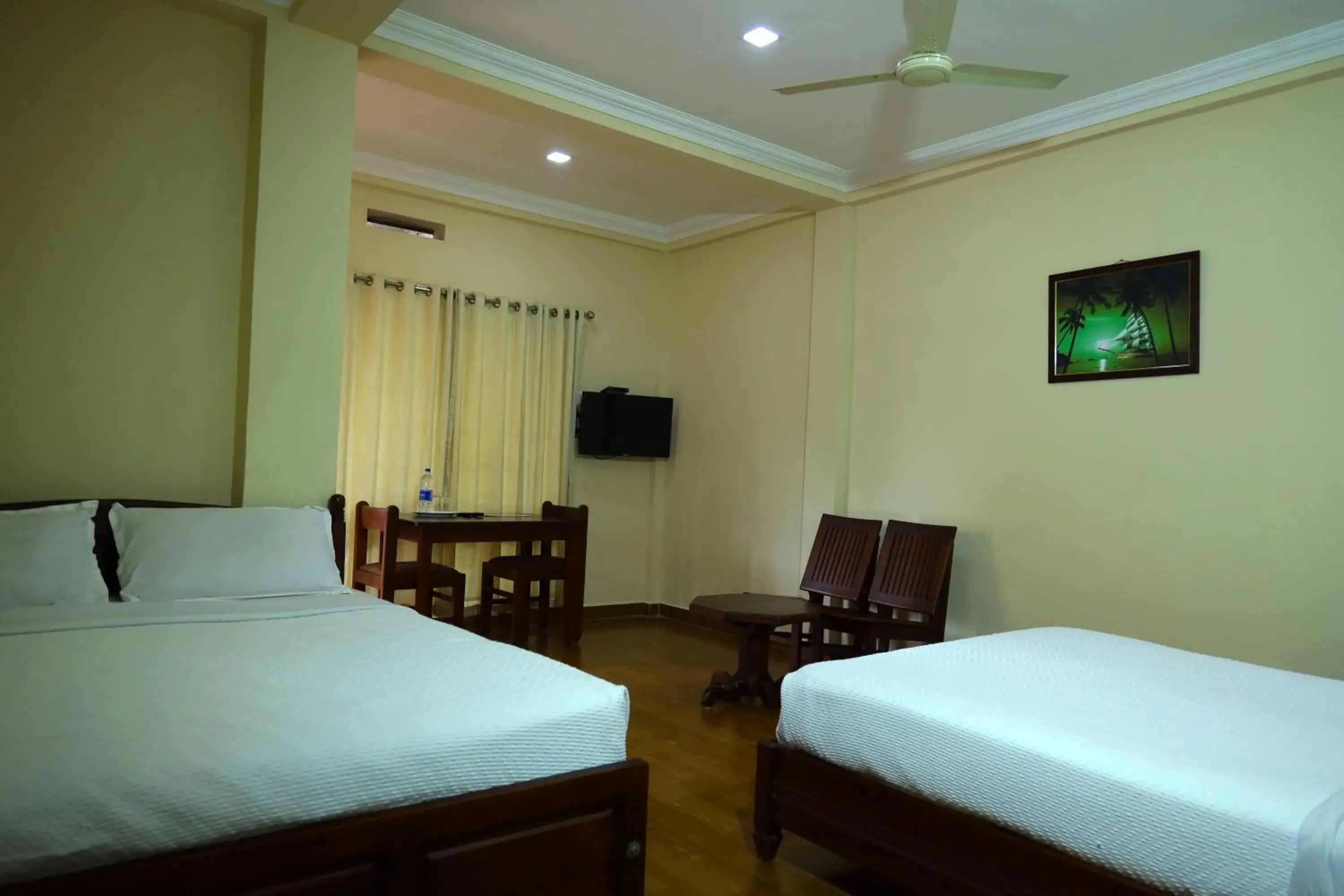 Quadruple Room in Lakezone Holiday Resort Quadruple Room in Lakezone Holiday Resort