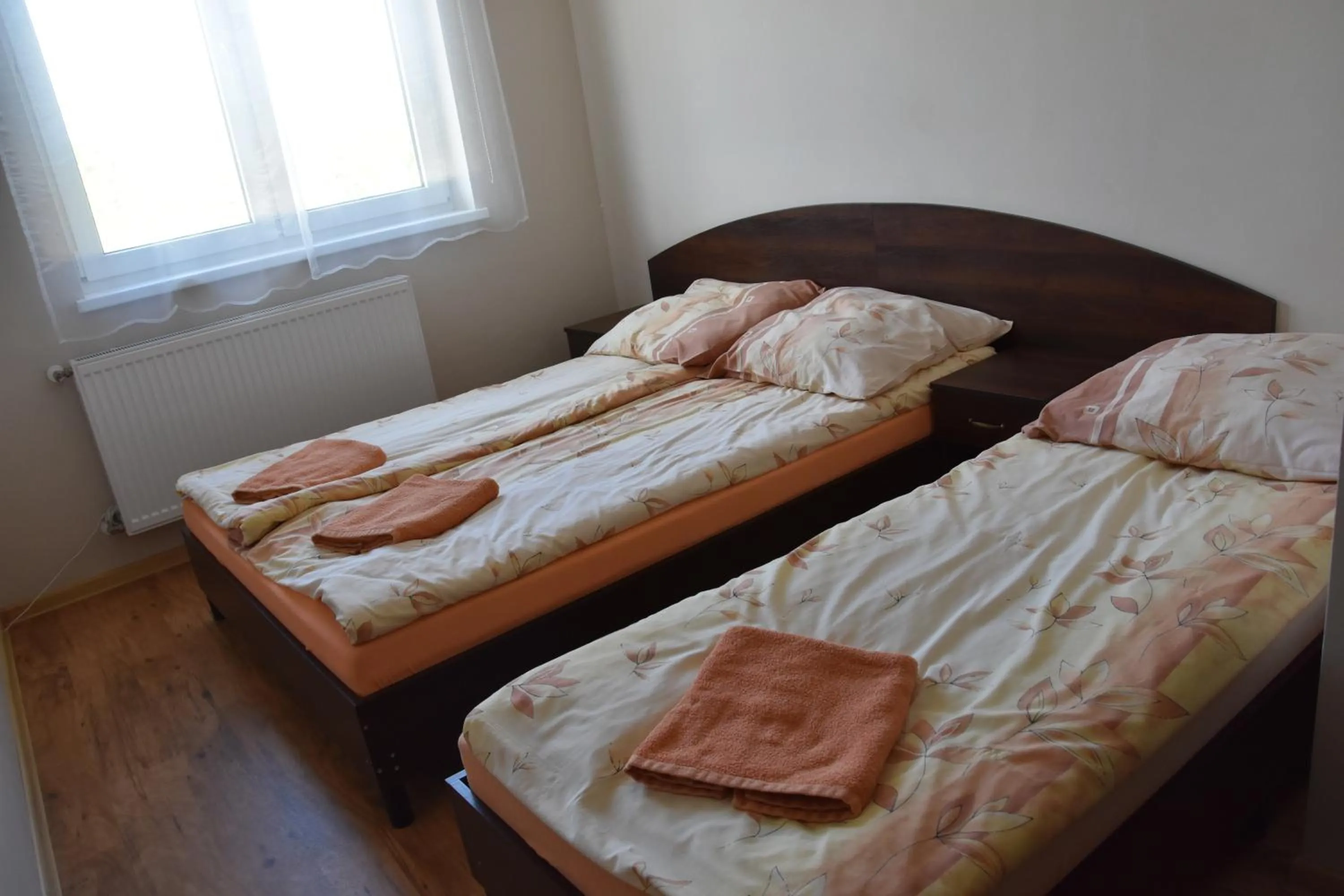 Bed in Willa Białe Piaski Pokoje i Noclegi Białogóra