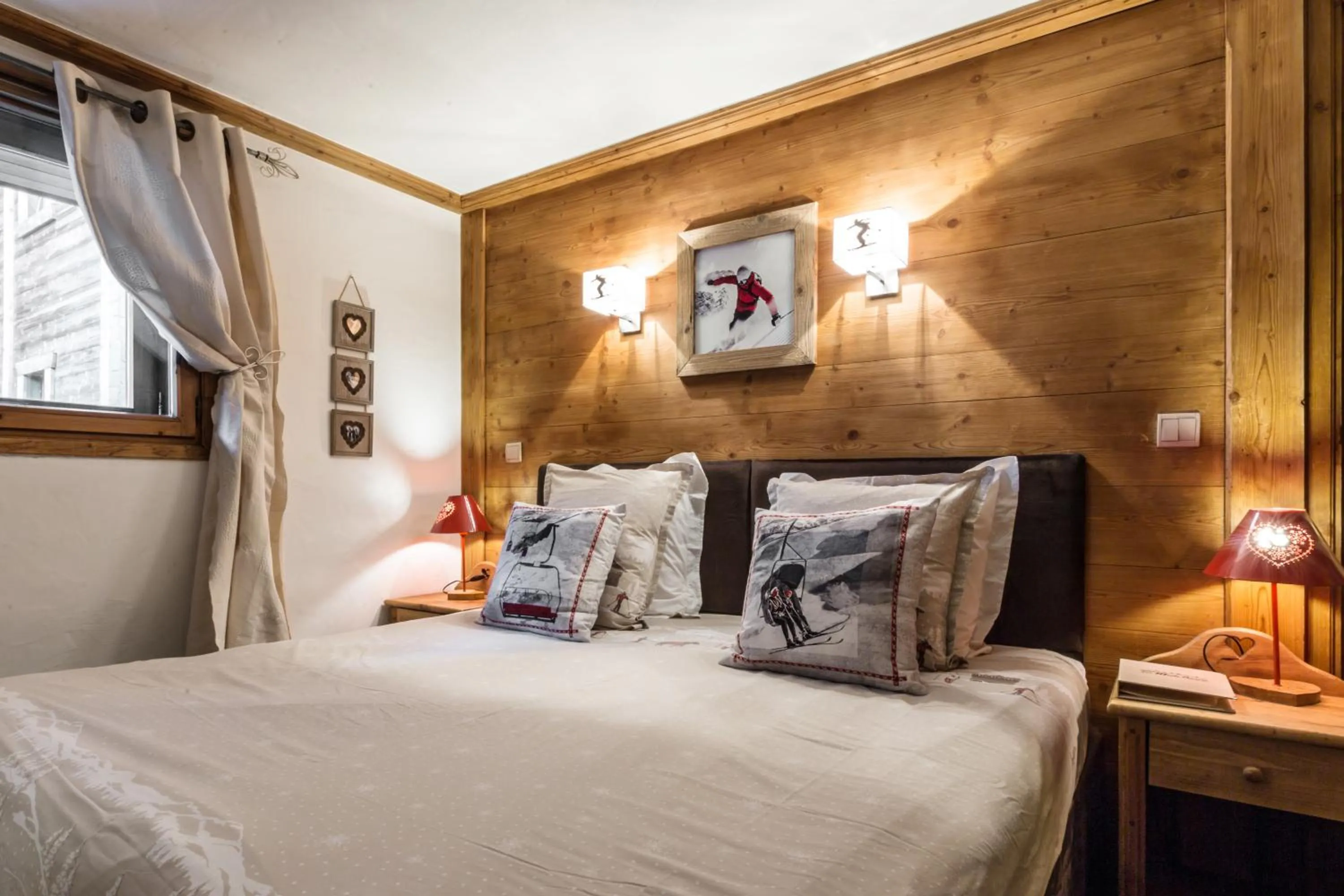 Bed in Les Monts Charvin