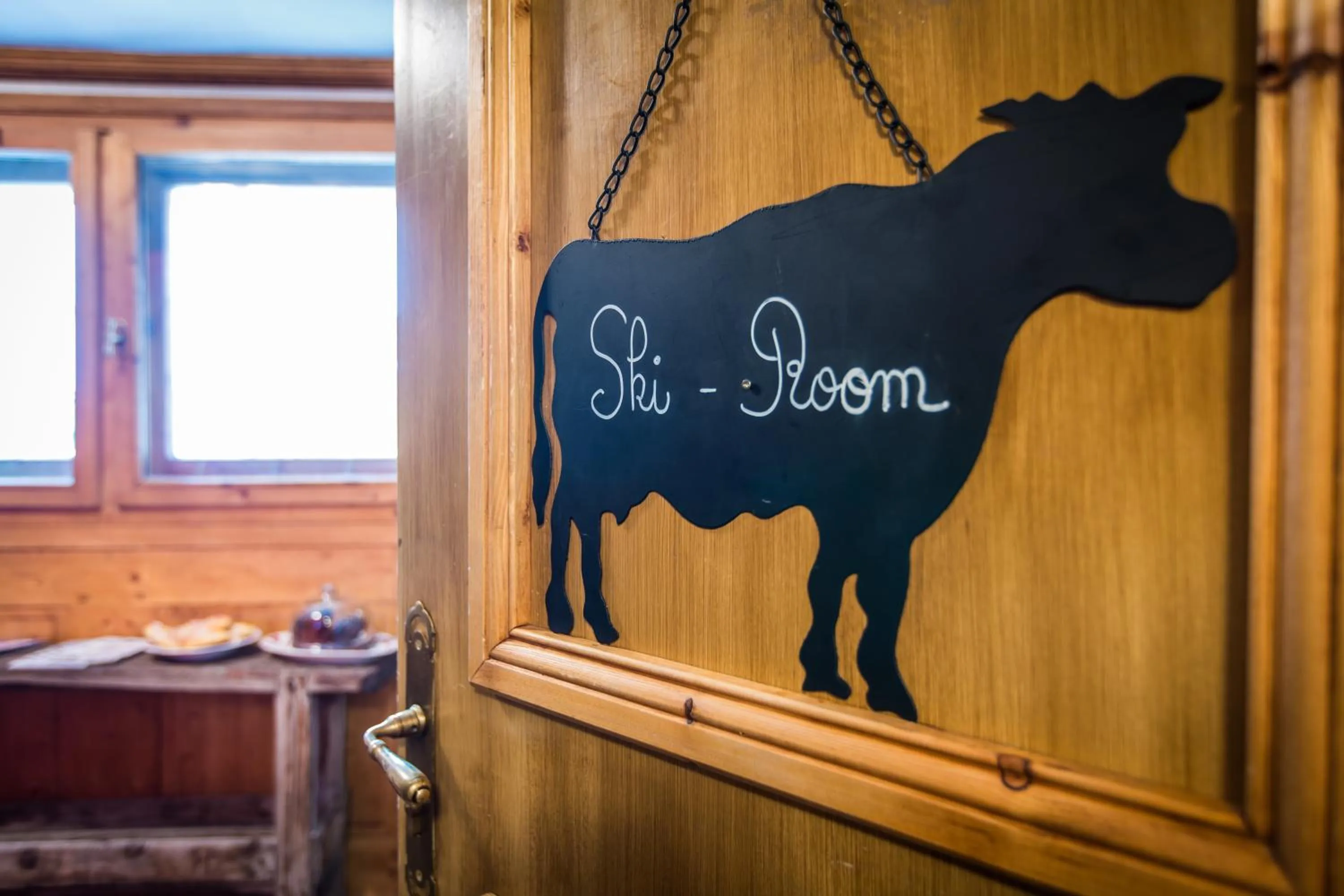 Decorative detail in Les Monts Charvin