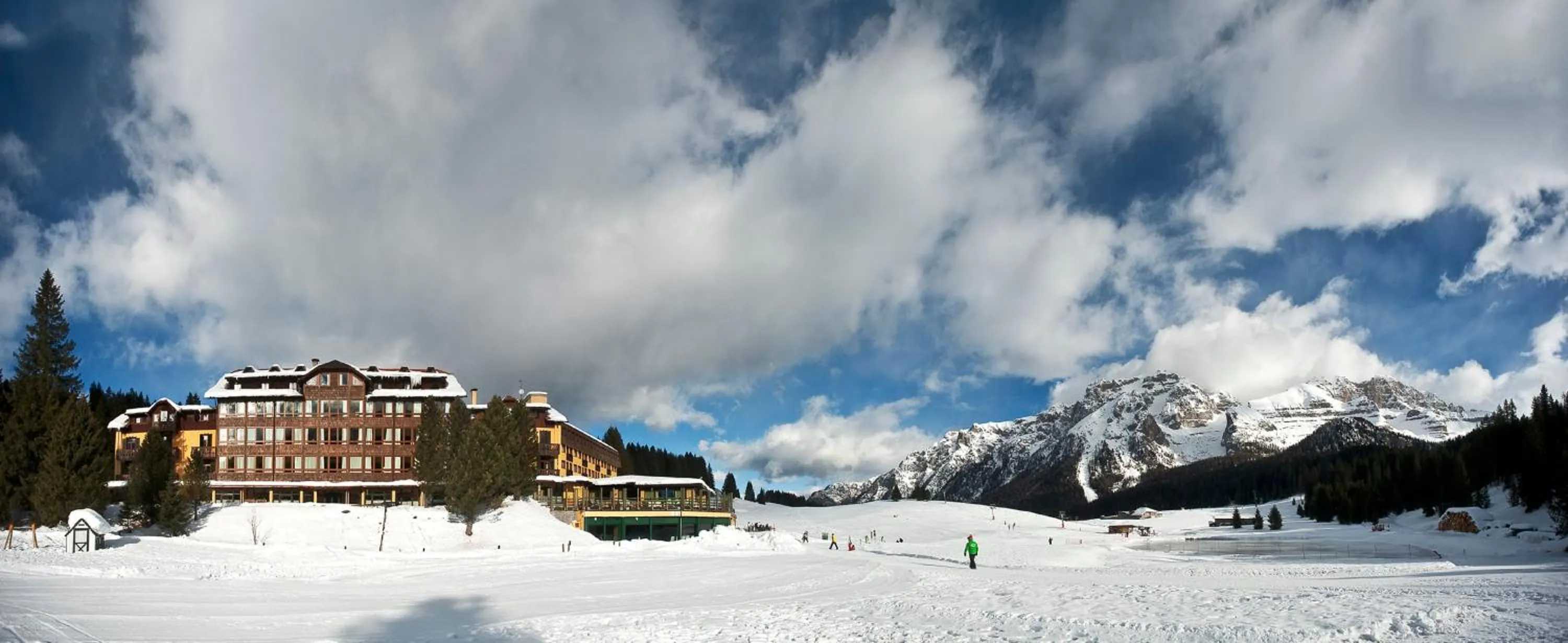 Natural landscape in TH Madonna di Campiglio | Golf Hotel