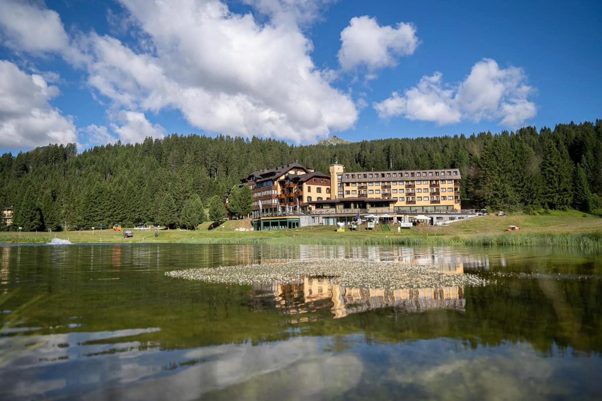 Property building in TH Madonna di Campiglio | Golf Hotel