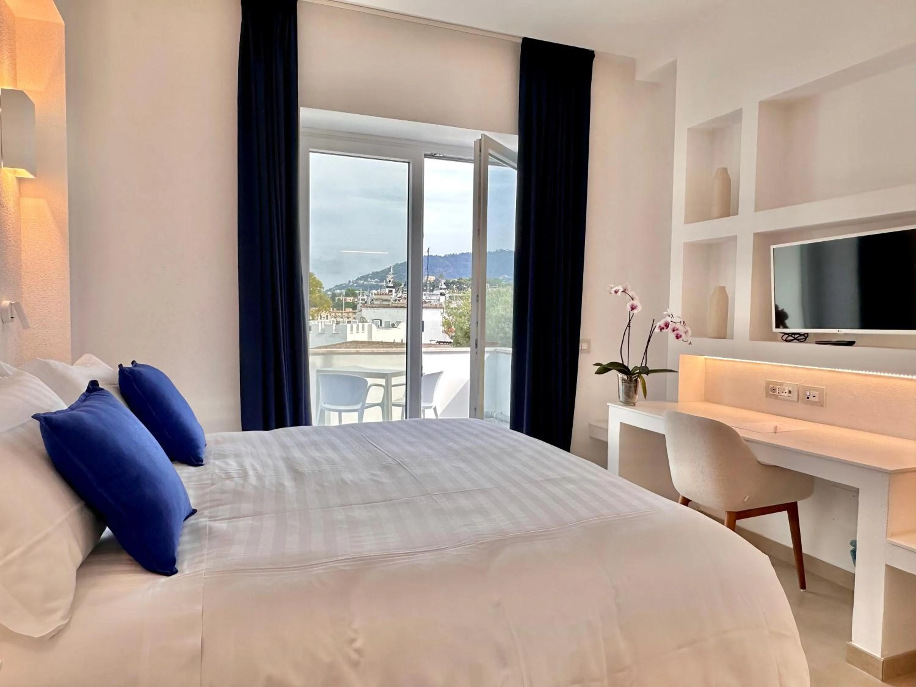 Bedroom, Bed in Pagoda Lifestyle Hotel