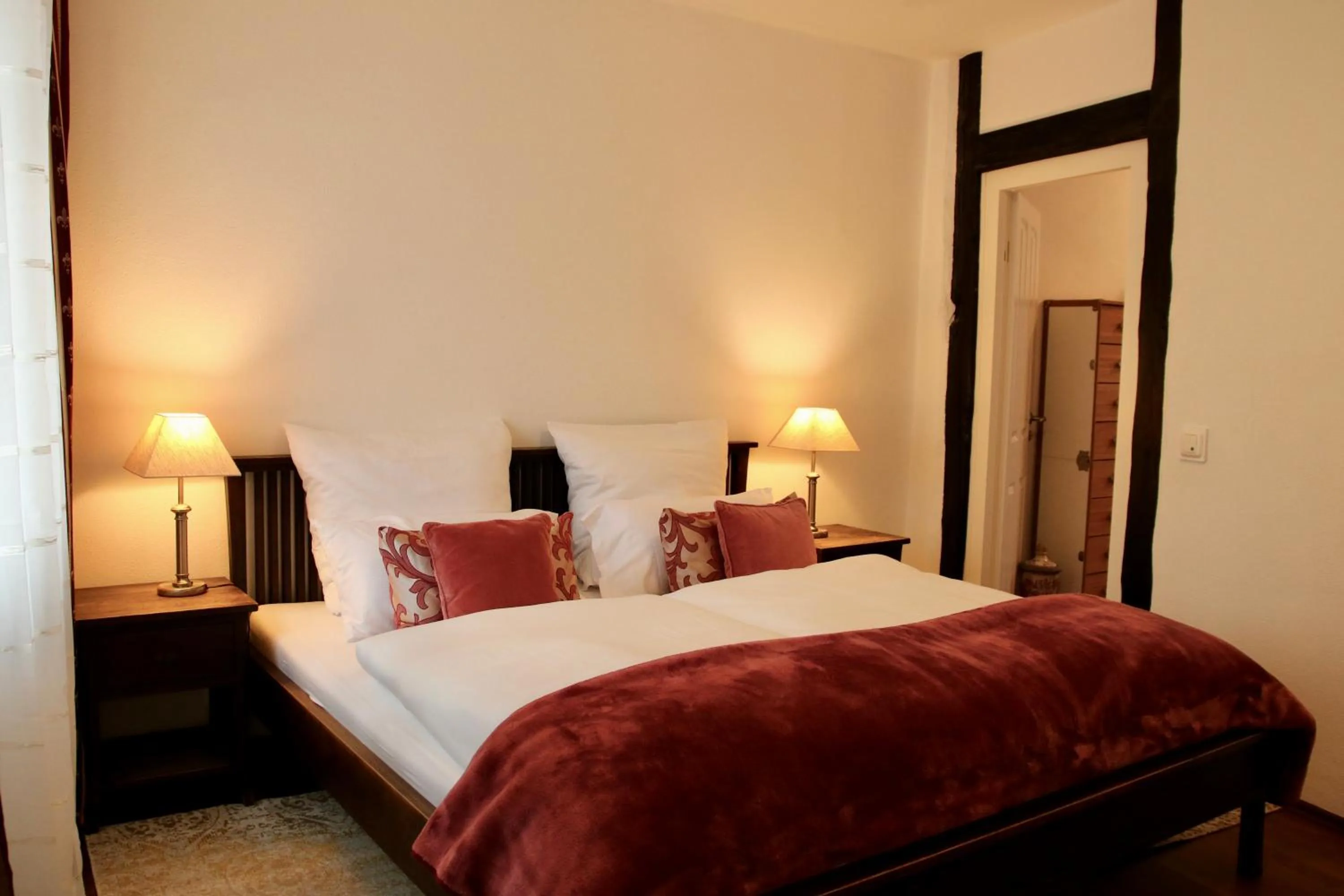 Bed in L'Ostello Altstadthotel