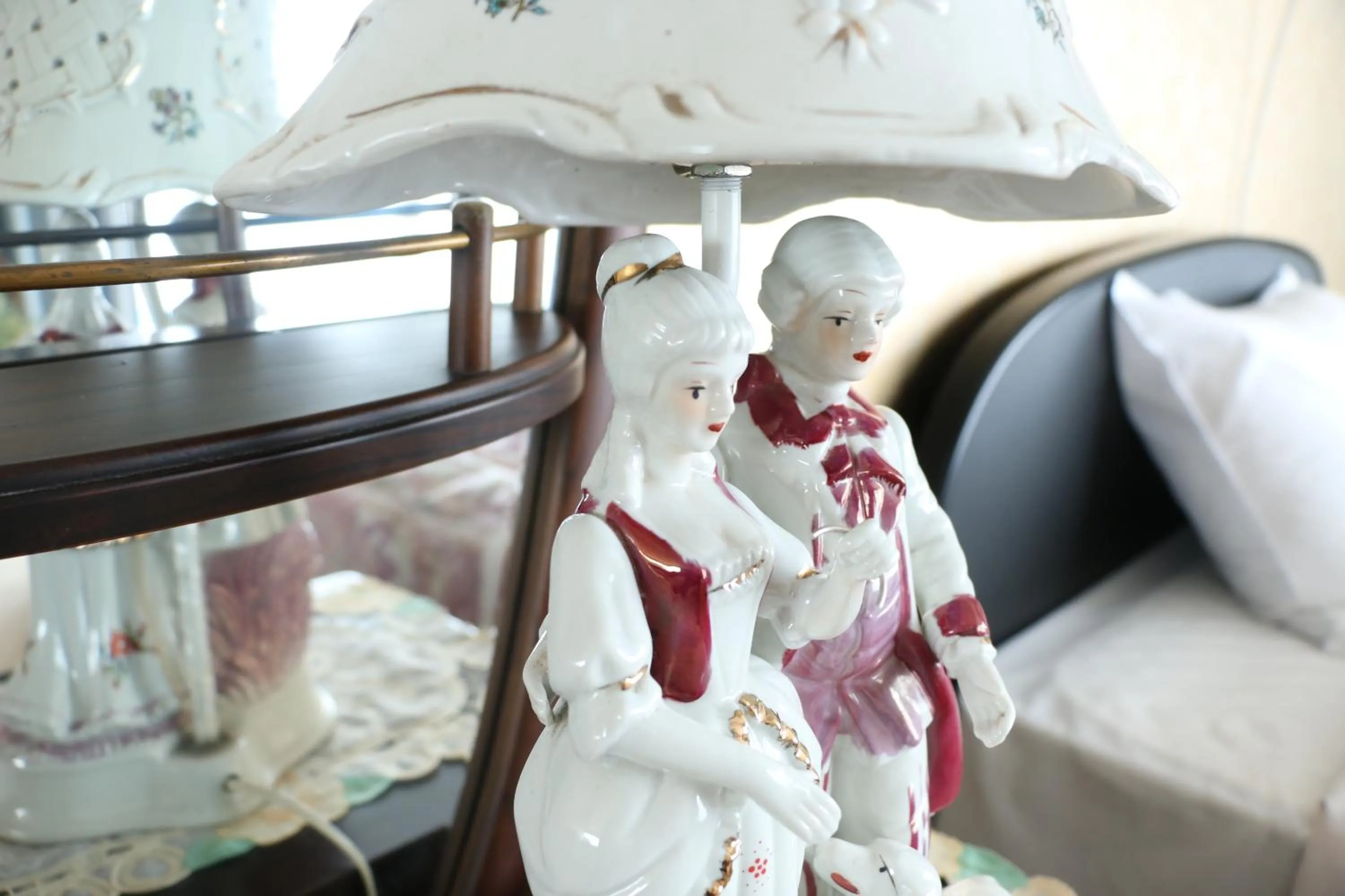 Decorative detail, Bed in Sun Flower City Hotel